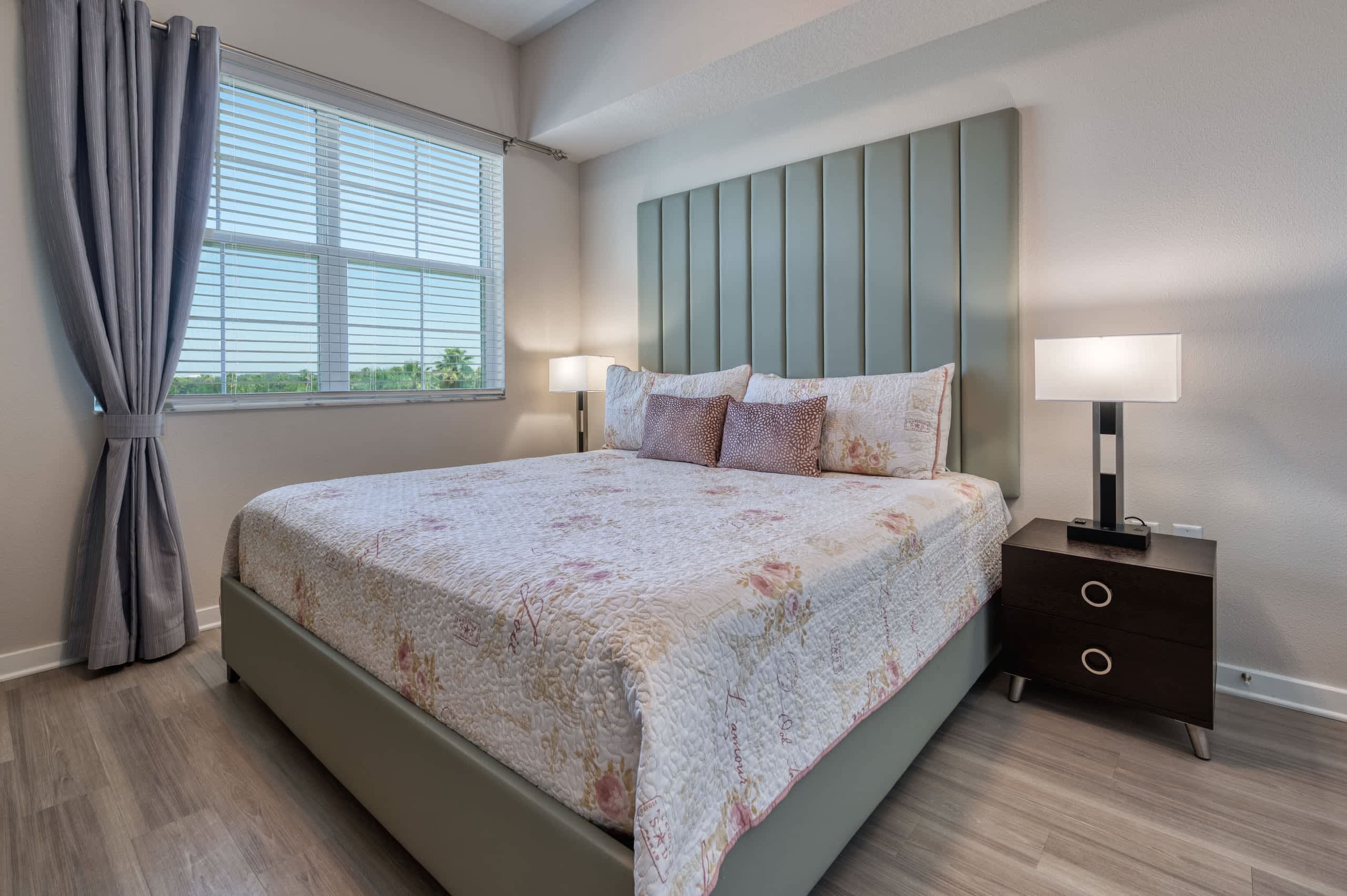 Spacious 3BR, Near Parks and Convention Center
