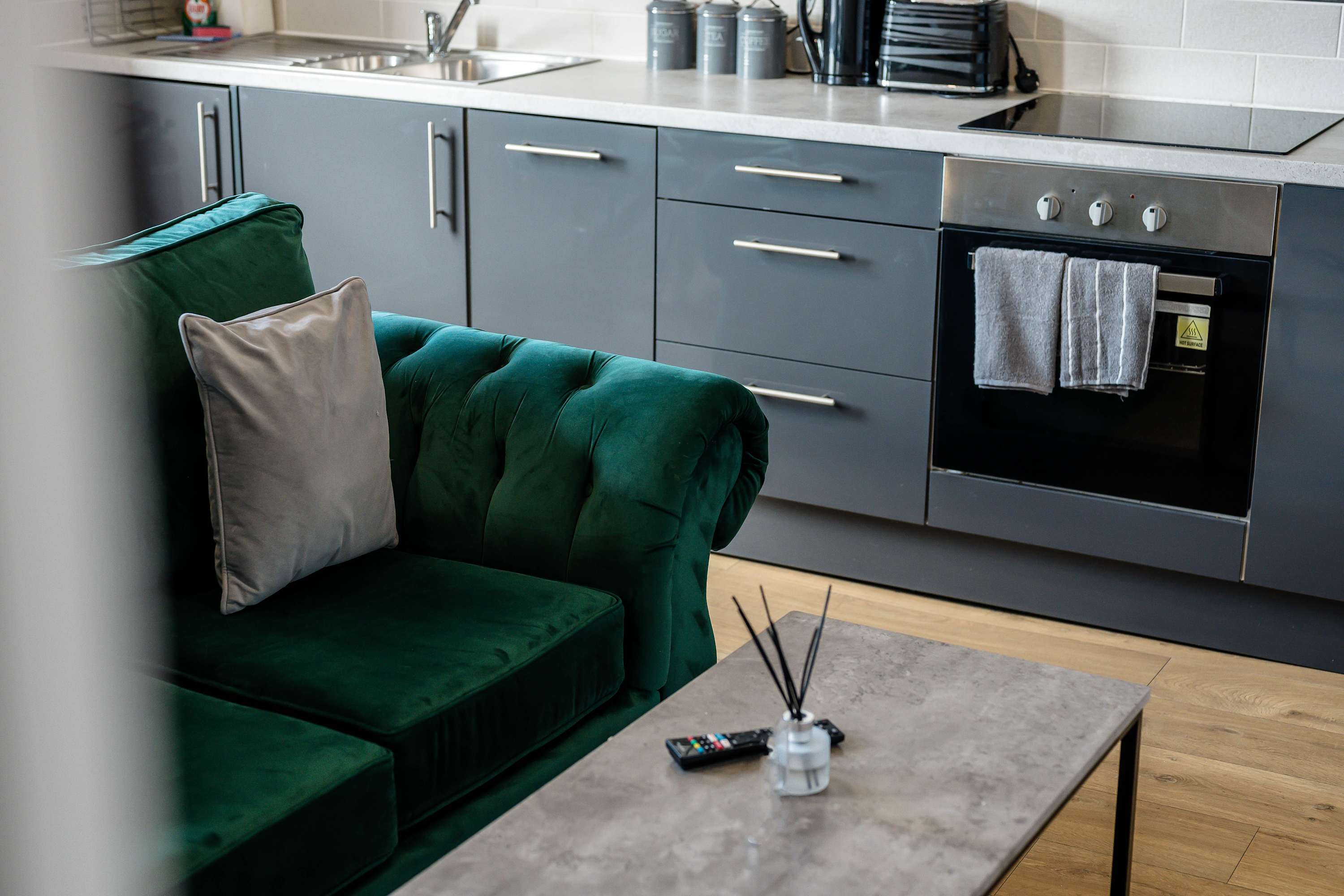 Stylish 2BR Liverpool City Centre apartment in Berry Street L1 4JF - Property image 18 - VivreStays