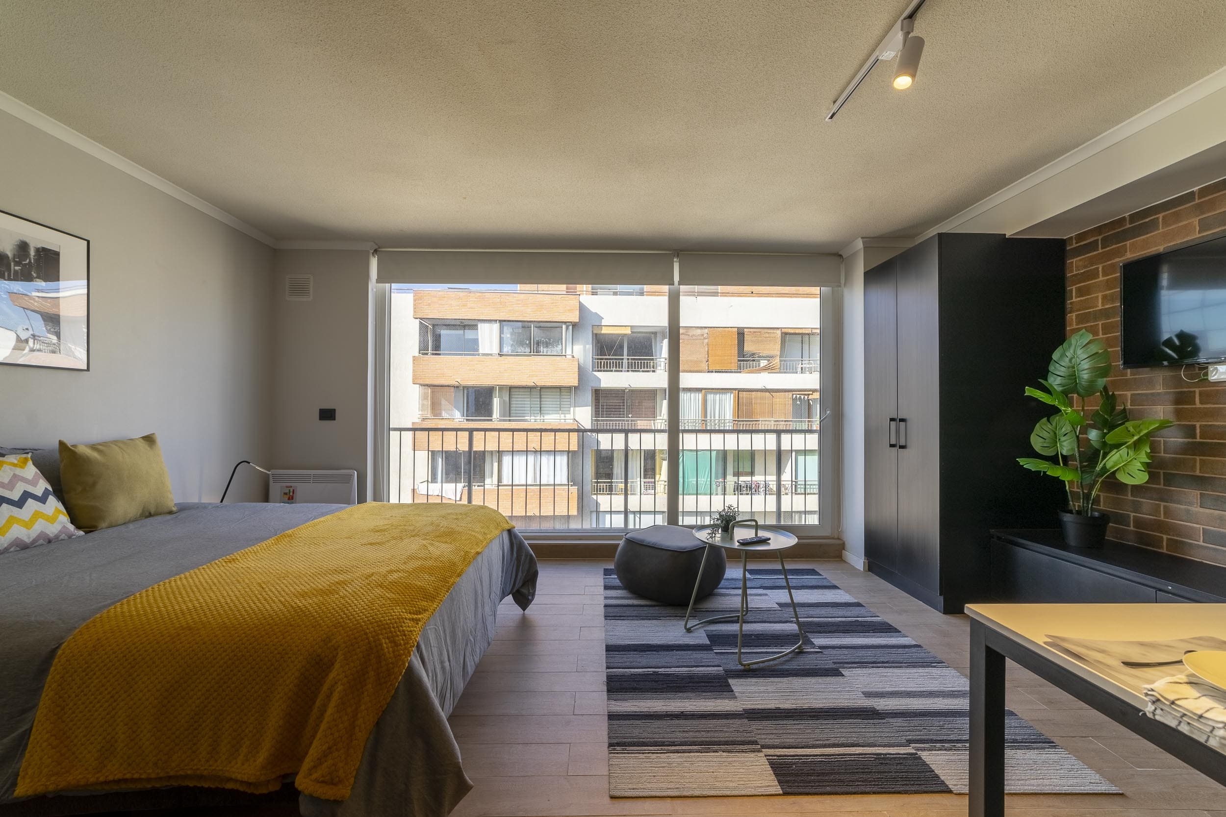 Charming Studio Retreat in Providencia's Heart