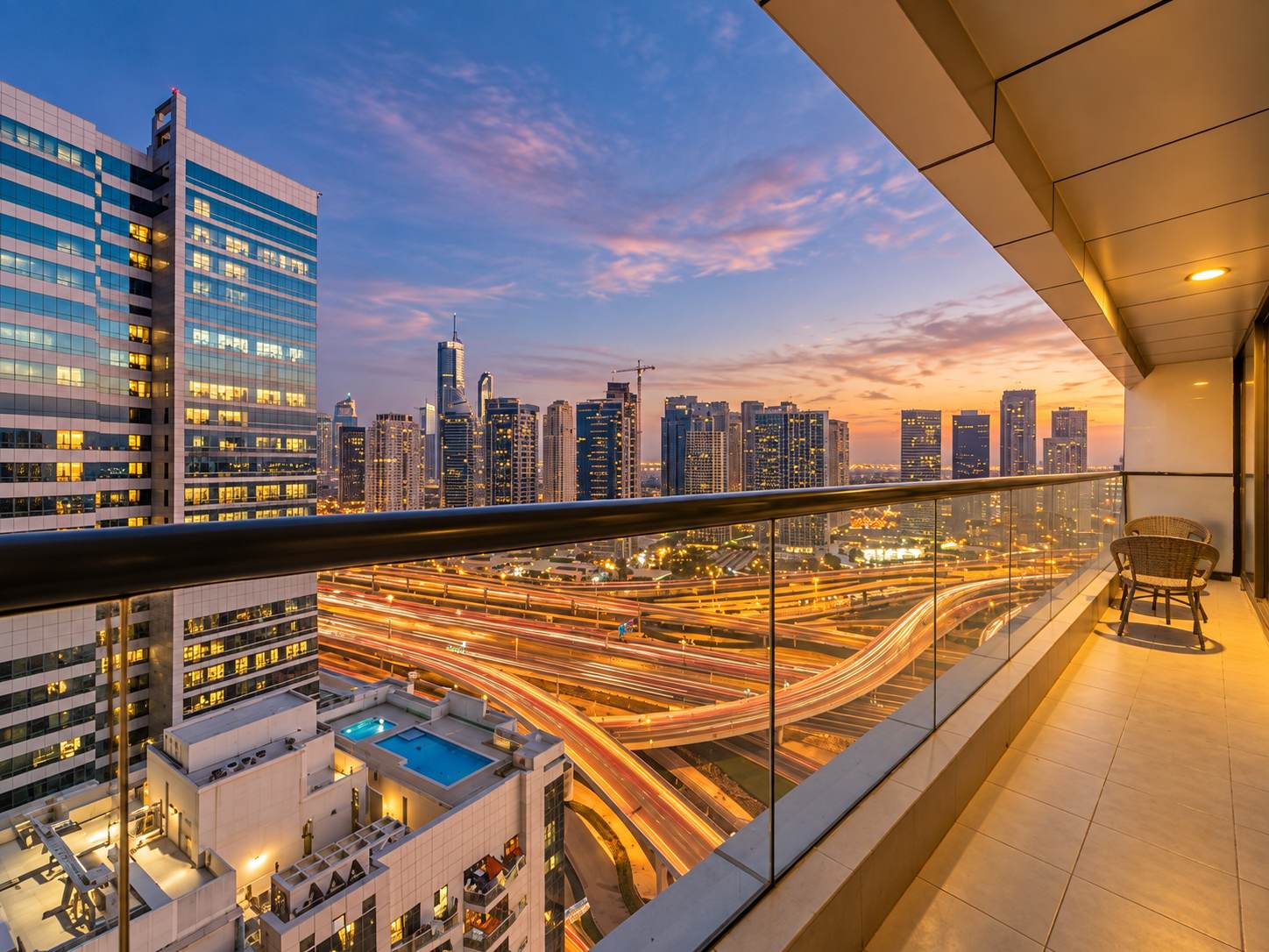 Luxury 1BR Marina Views Walk to Metro & JBR Beach