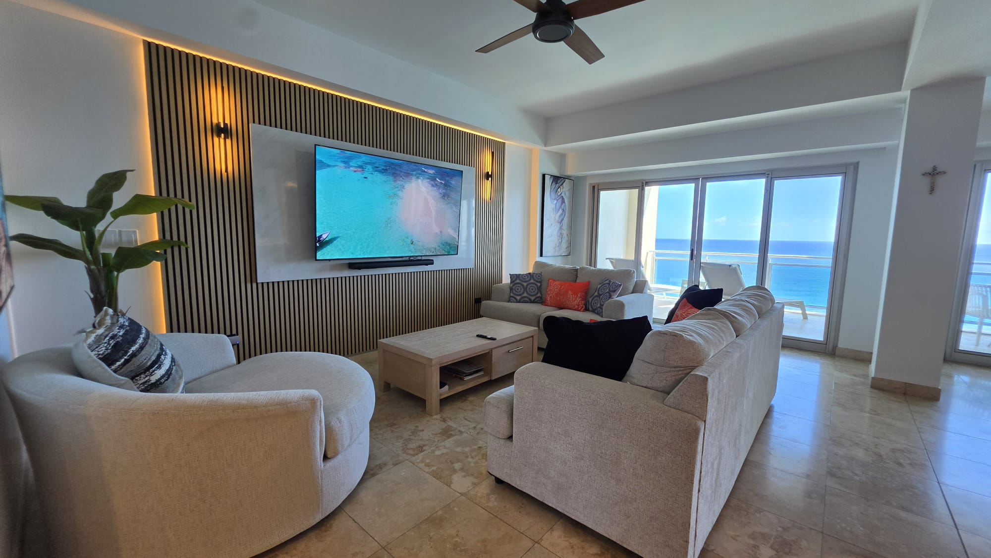SeaKiss Luxury Condo at The Cliff · Cupecoy | SeaLaVie SXM — photo 2