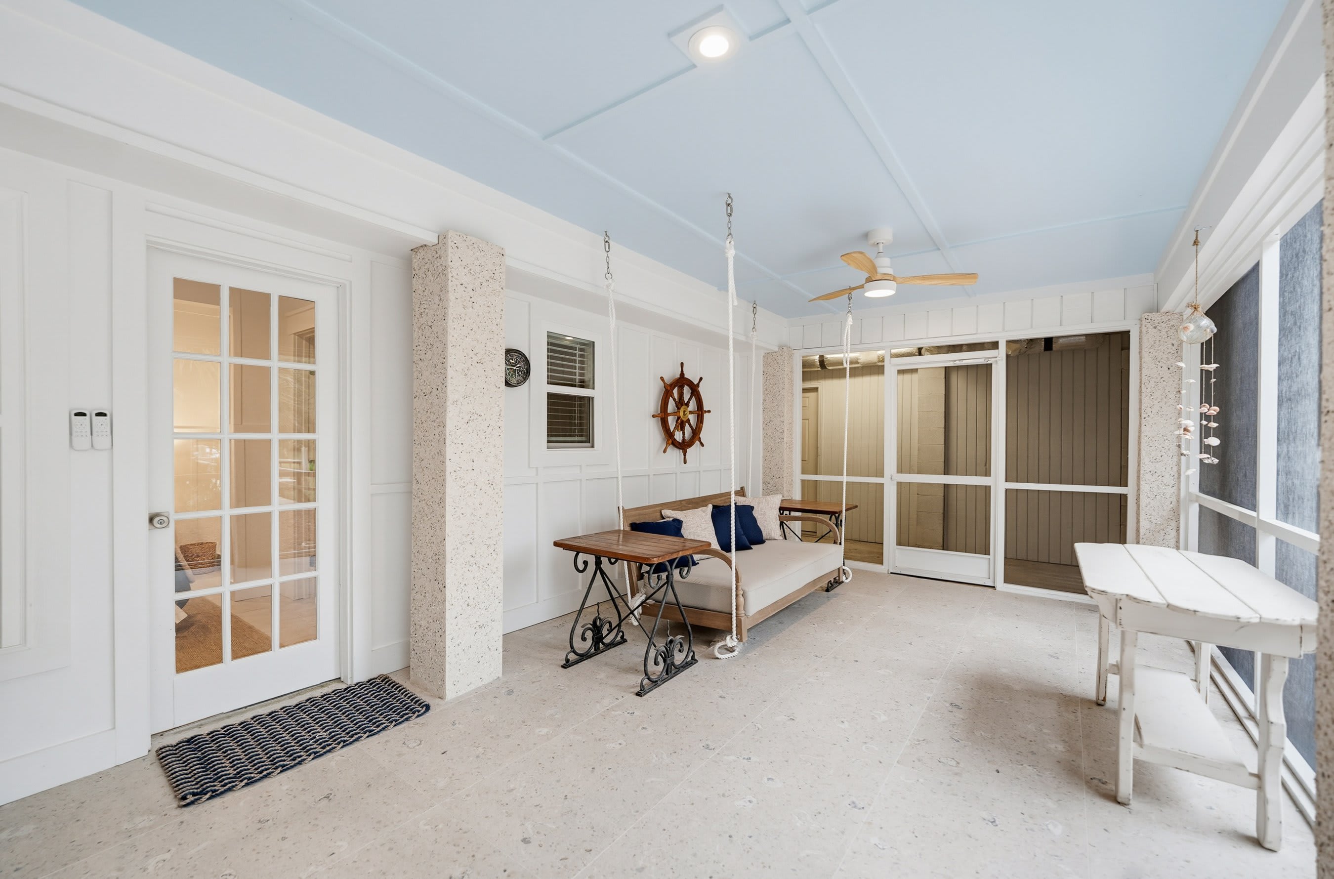 Ground Level Screened Patio