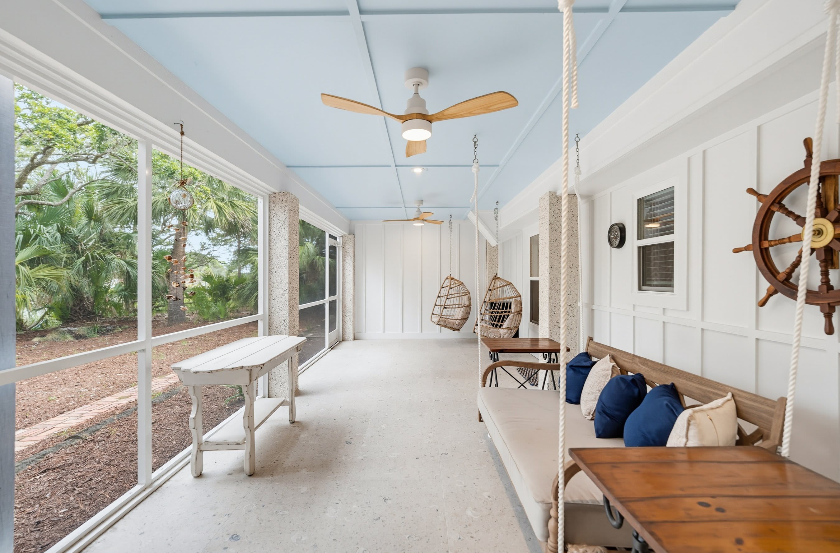 Ground Level Screened Patio