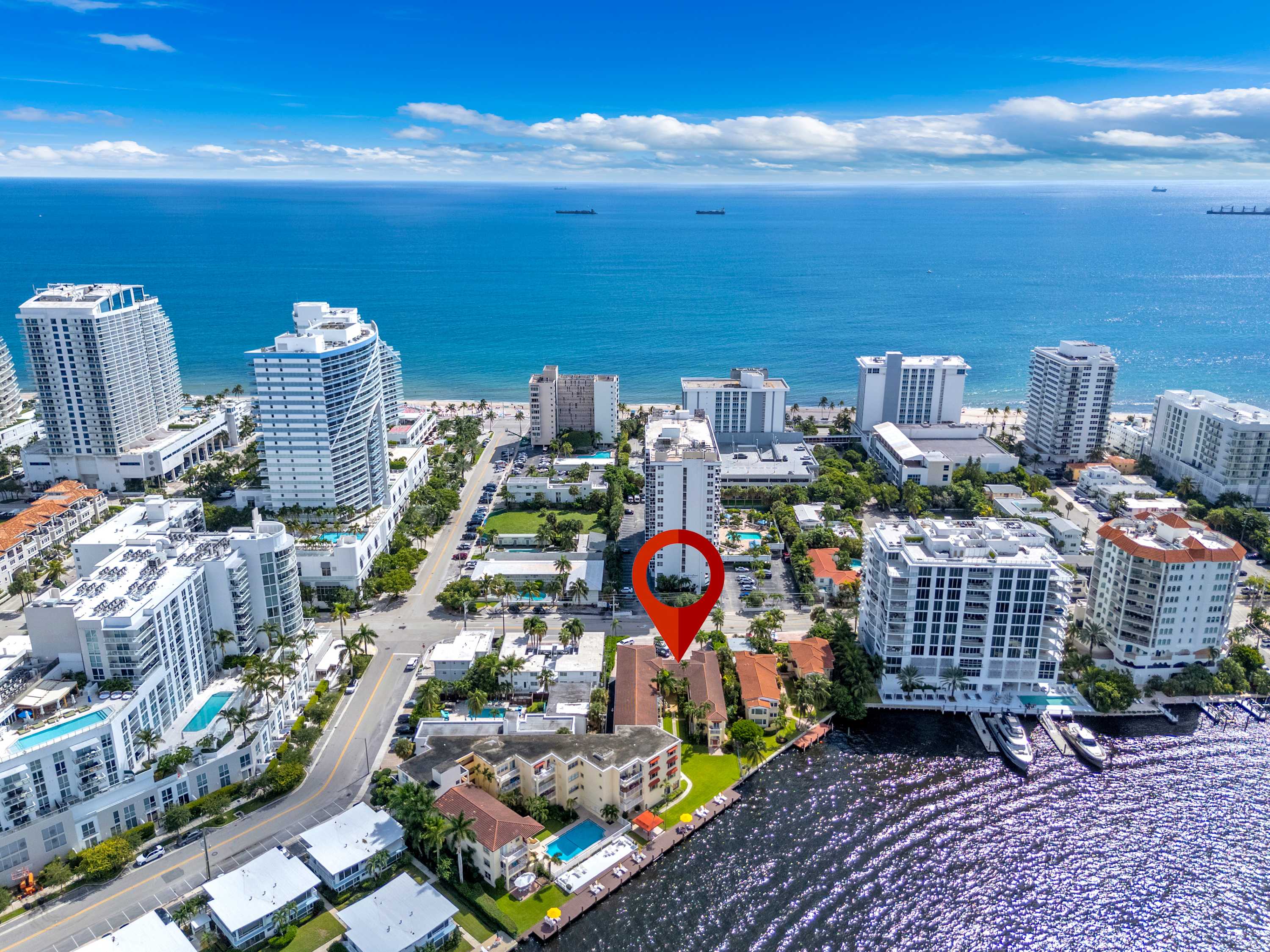 Waterfront 1 bedroom Free Parking Walk Beach & Las Olas