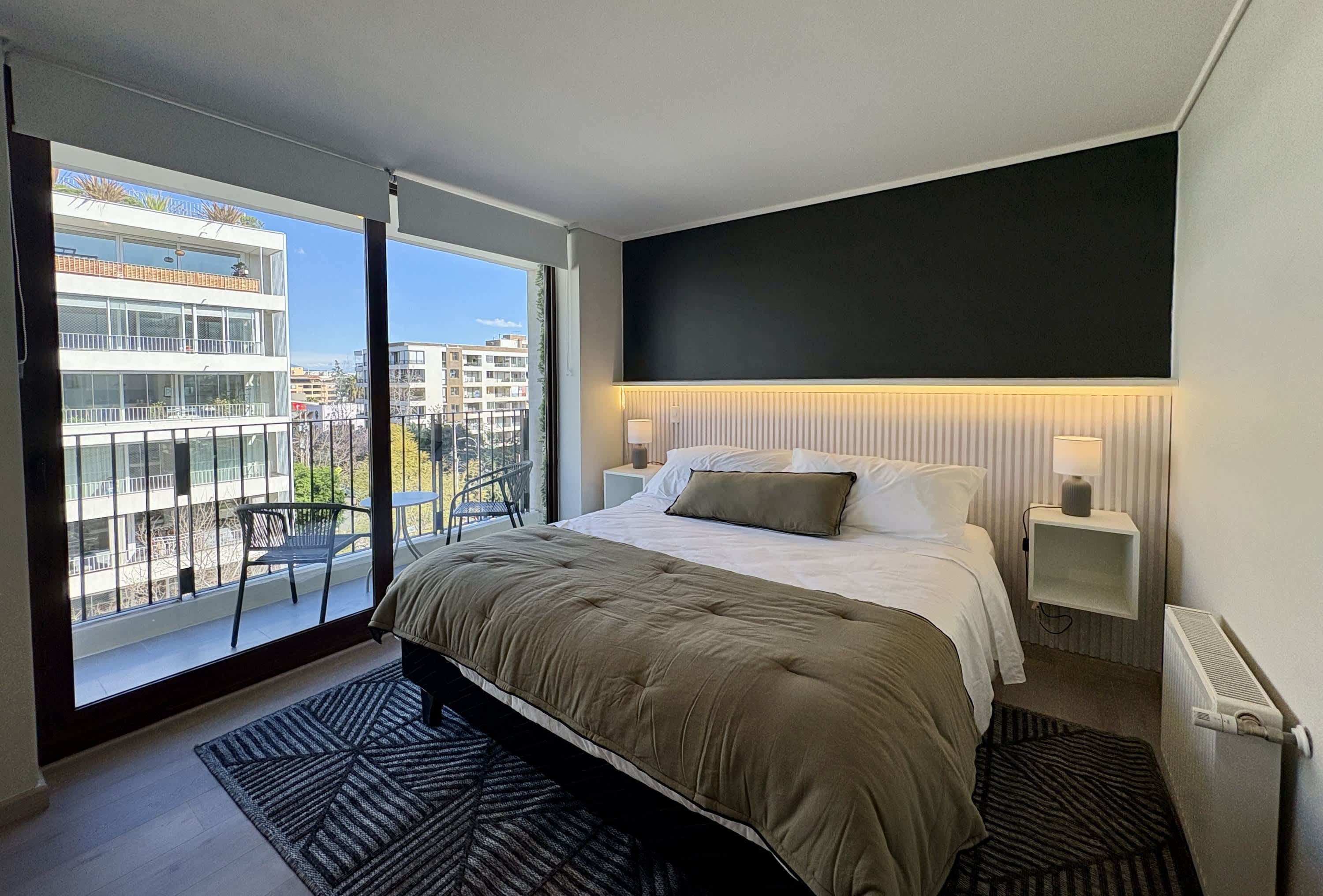 Providencia Duplex - A/C, Balcony, Gym & Parking