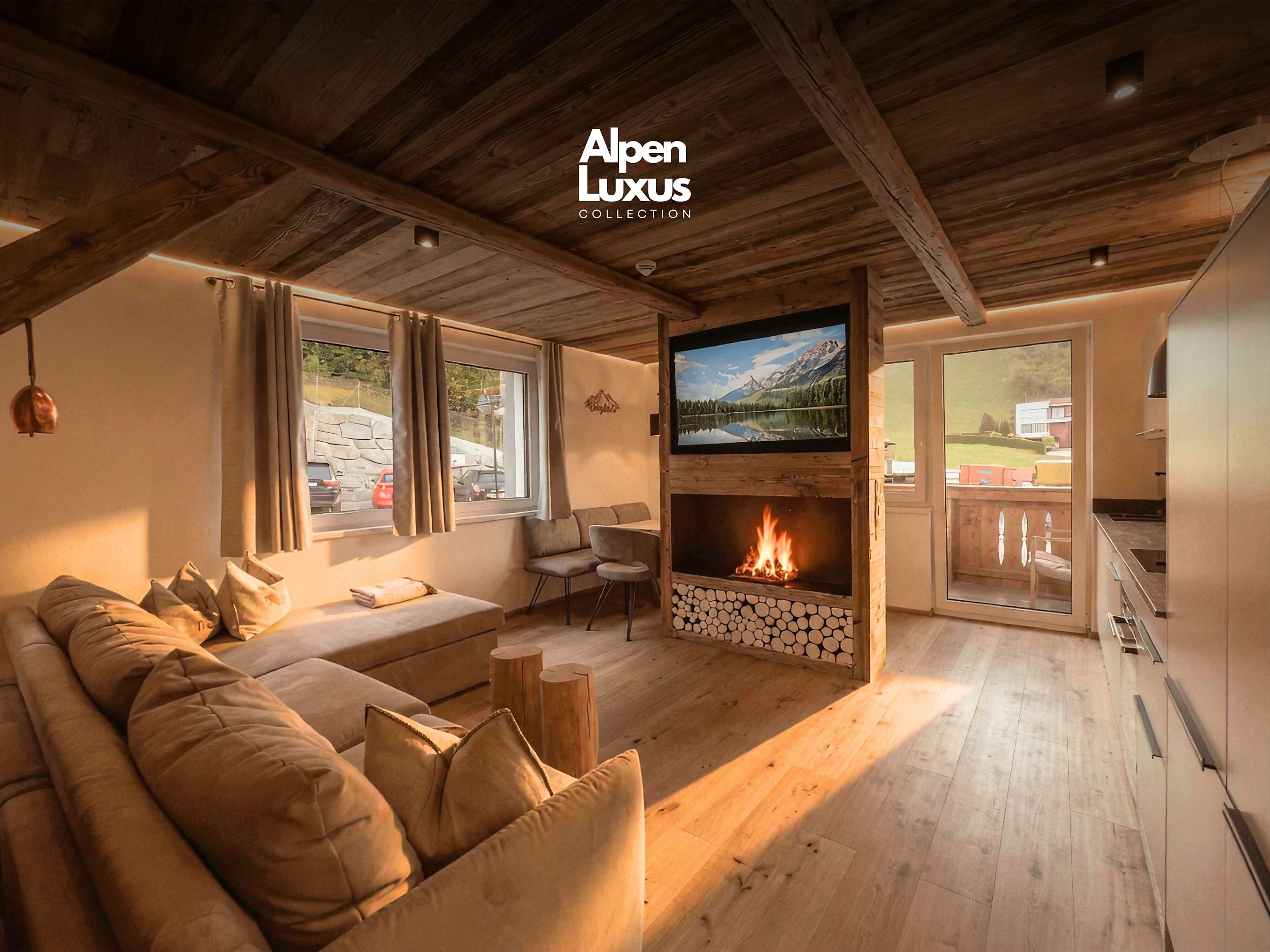 OLDWOOD CHALET – Design Chalet & Balcony — Fügen, Tyrol — vacation rental