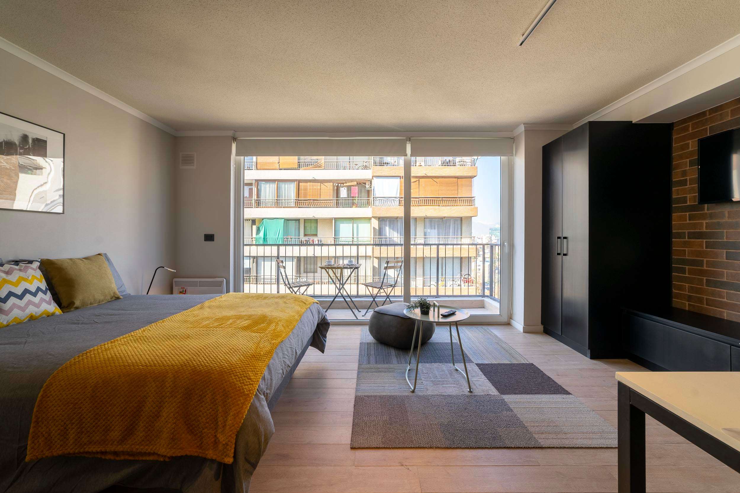 Chic Studio Retreat Steps from Costanera Center