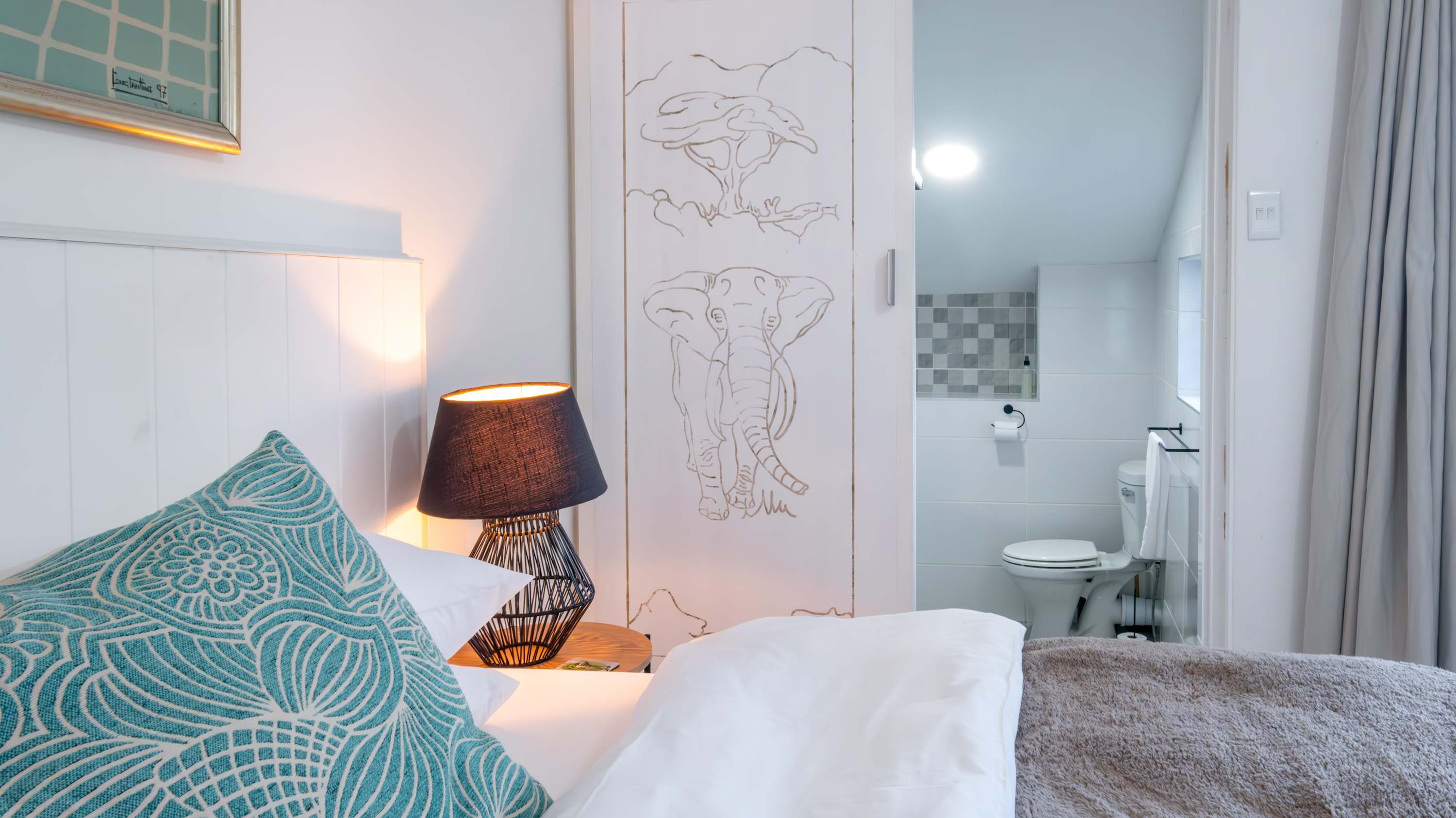 Kyles Kin Oceanfront Studio