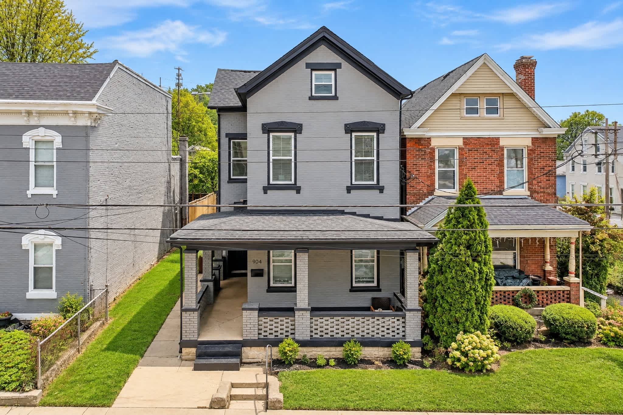 Near Cincy | Sleeps 10 | 3BR + 3 Full Baths 8