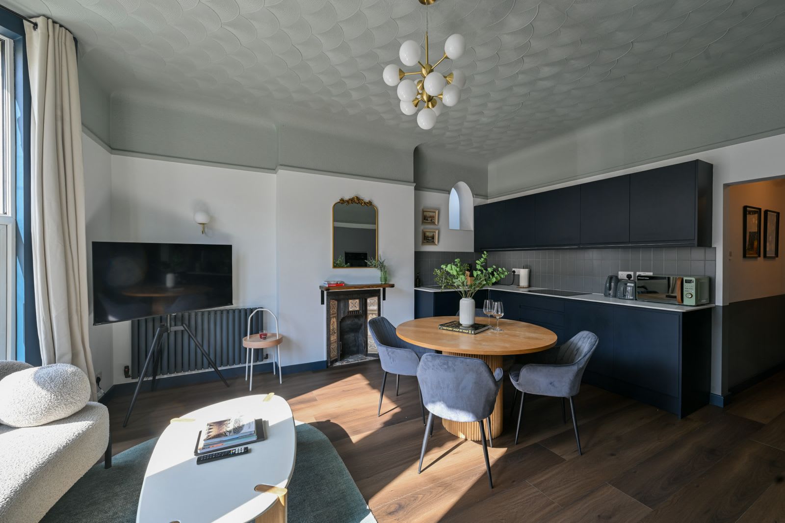 Luxury 2.5 Bedroom Flat in Southsea