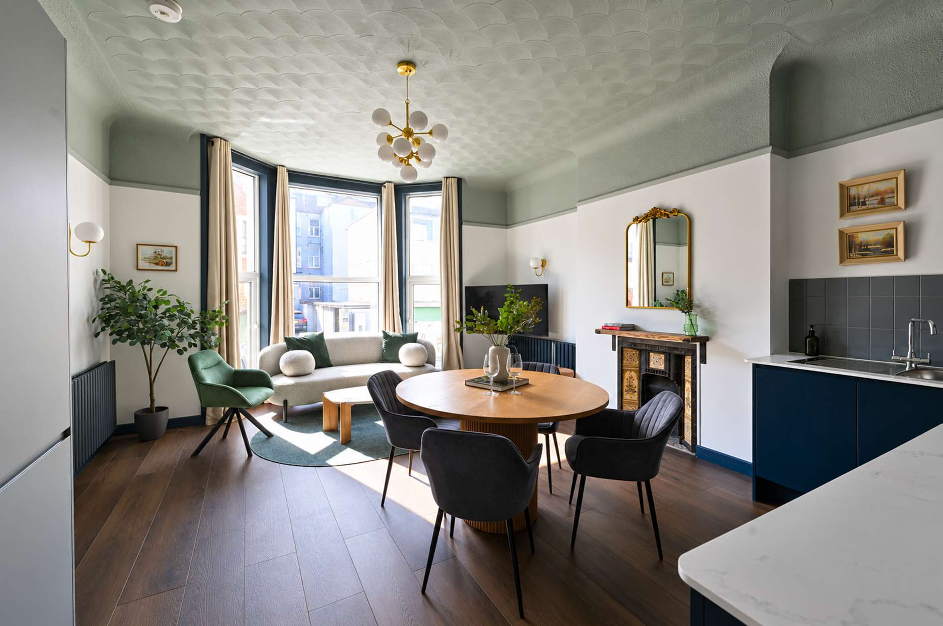 Luxury 2.5 Bedroom Flat in Southsea