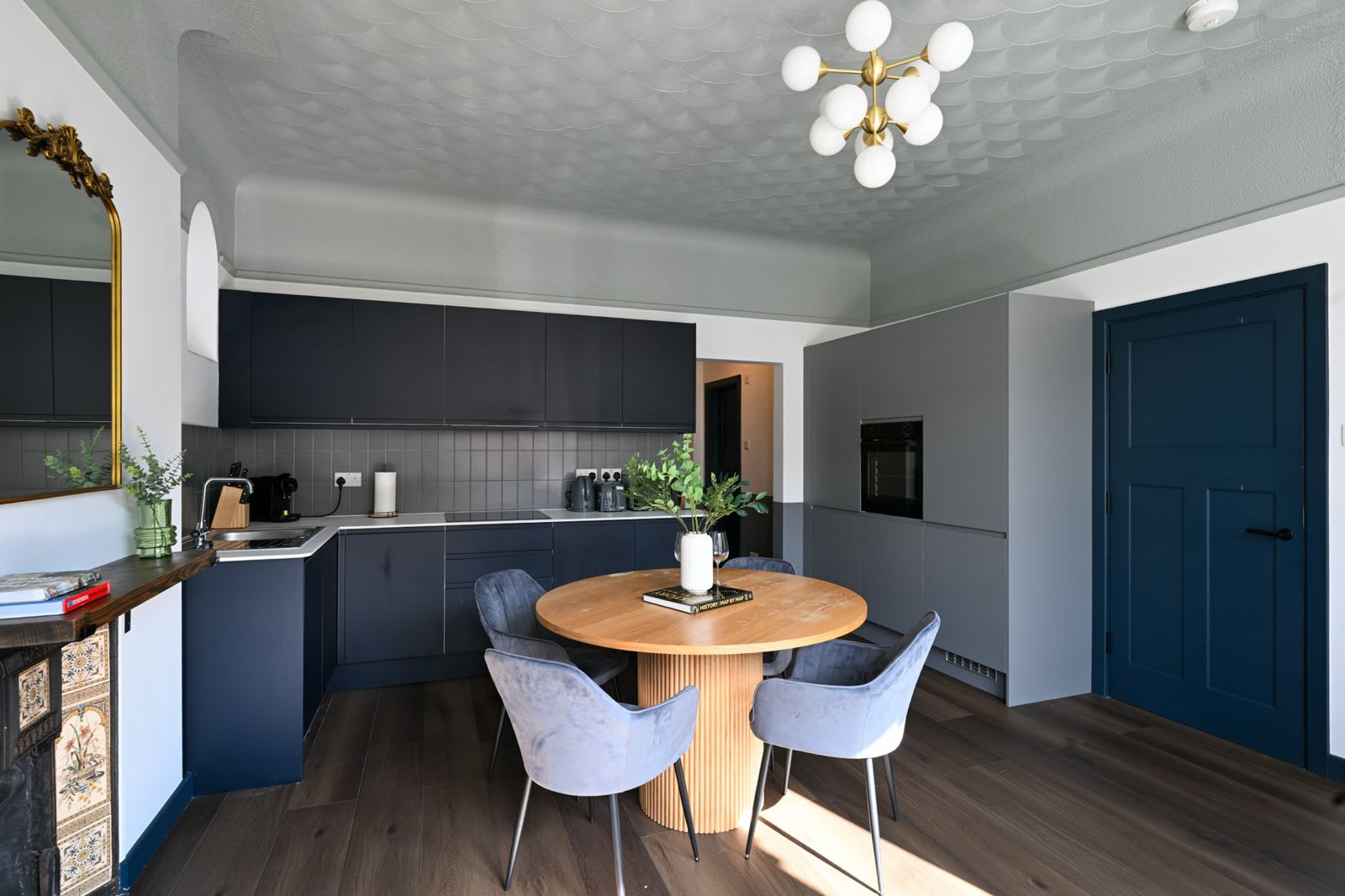 Luxury 2.5 Bedroom Flat in Southsea