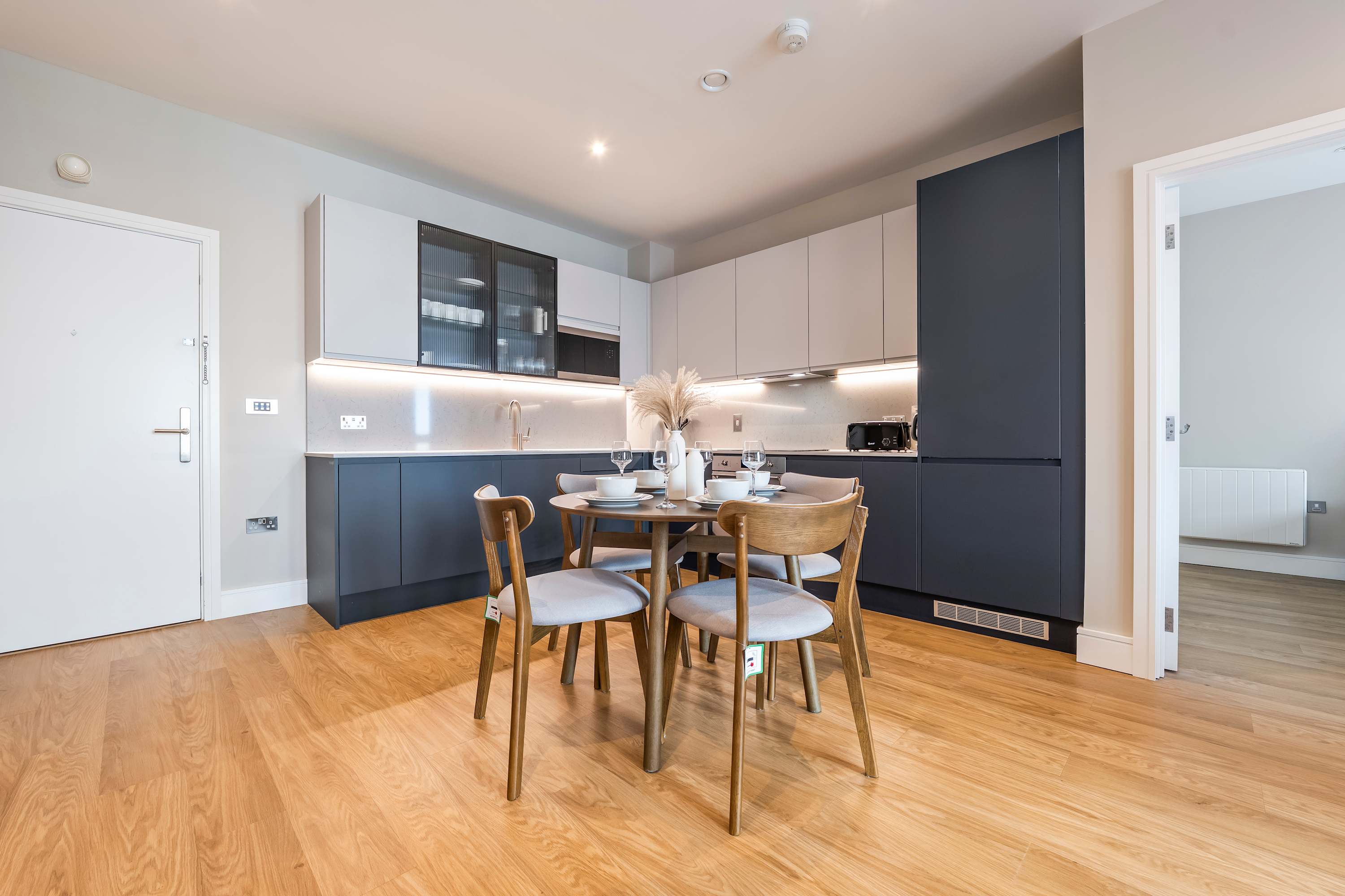 Birmingham City Centre 2BR | Balcony | StayCozy