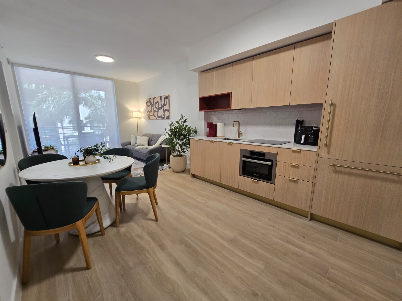 Sleek Midtown 1BR+Den Flat | Pool | Near Wynwood