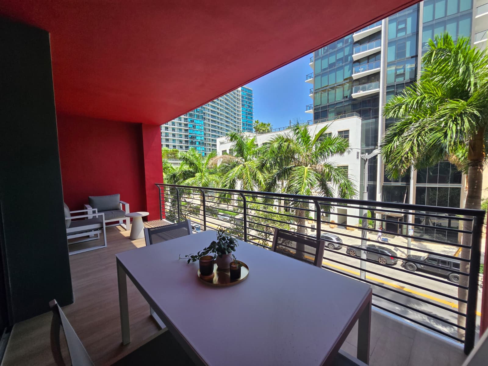 Sleek Midtown 1BR+Den Flat | Pool | Near Wynwood