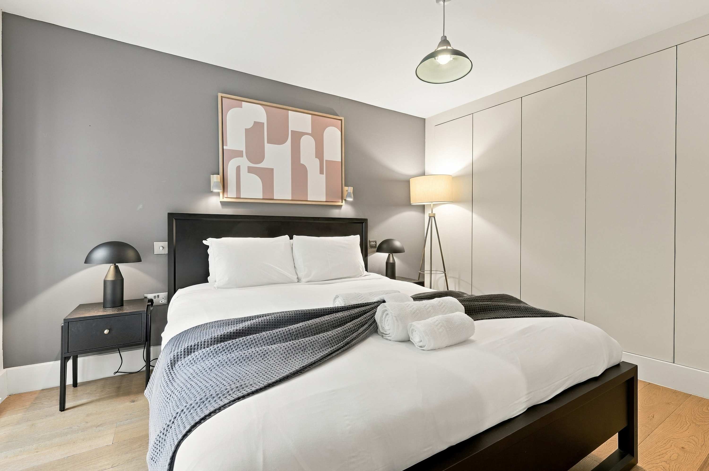 The Ivy l 1 Bed l Lower Marsh, Waterloo