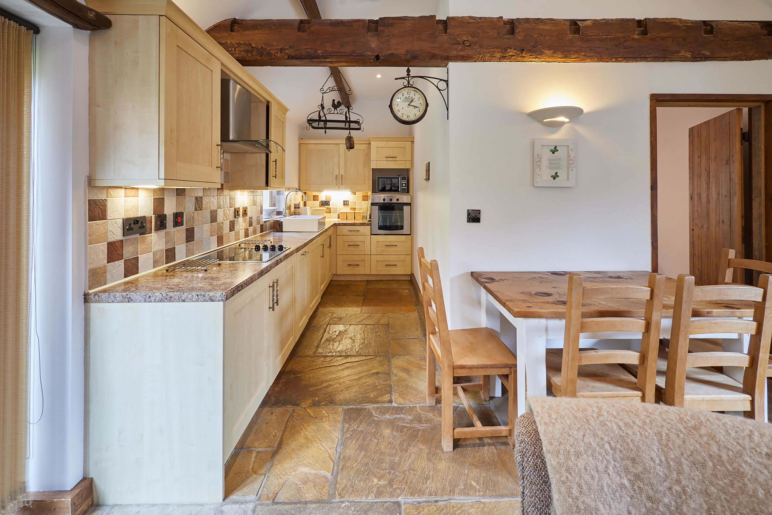 Clover Leaf Cottage – photo 9