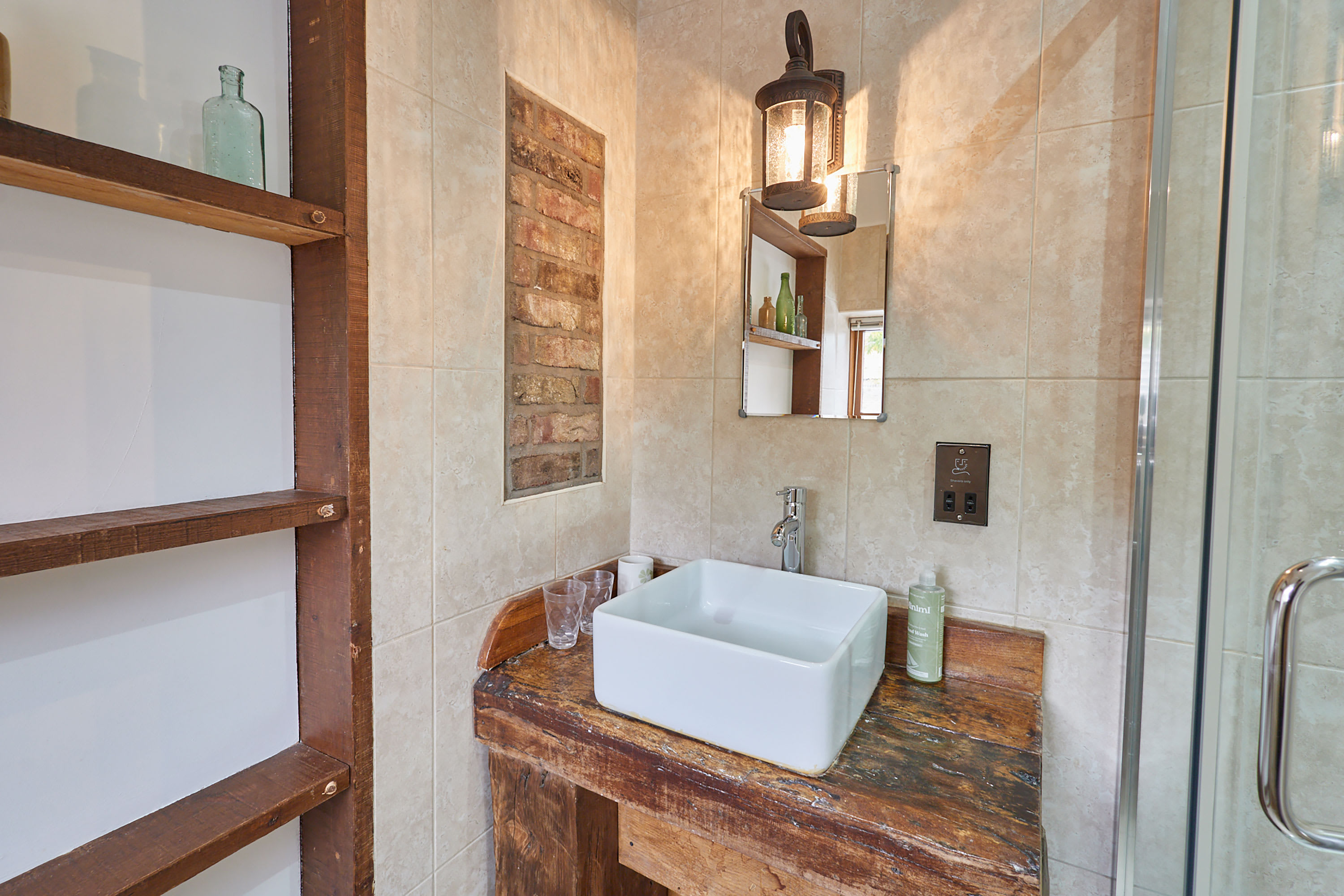 Clover Leaf Cottage – photo 18