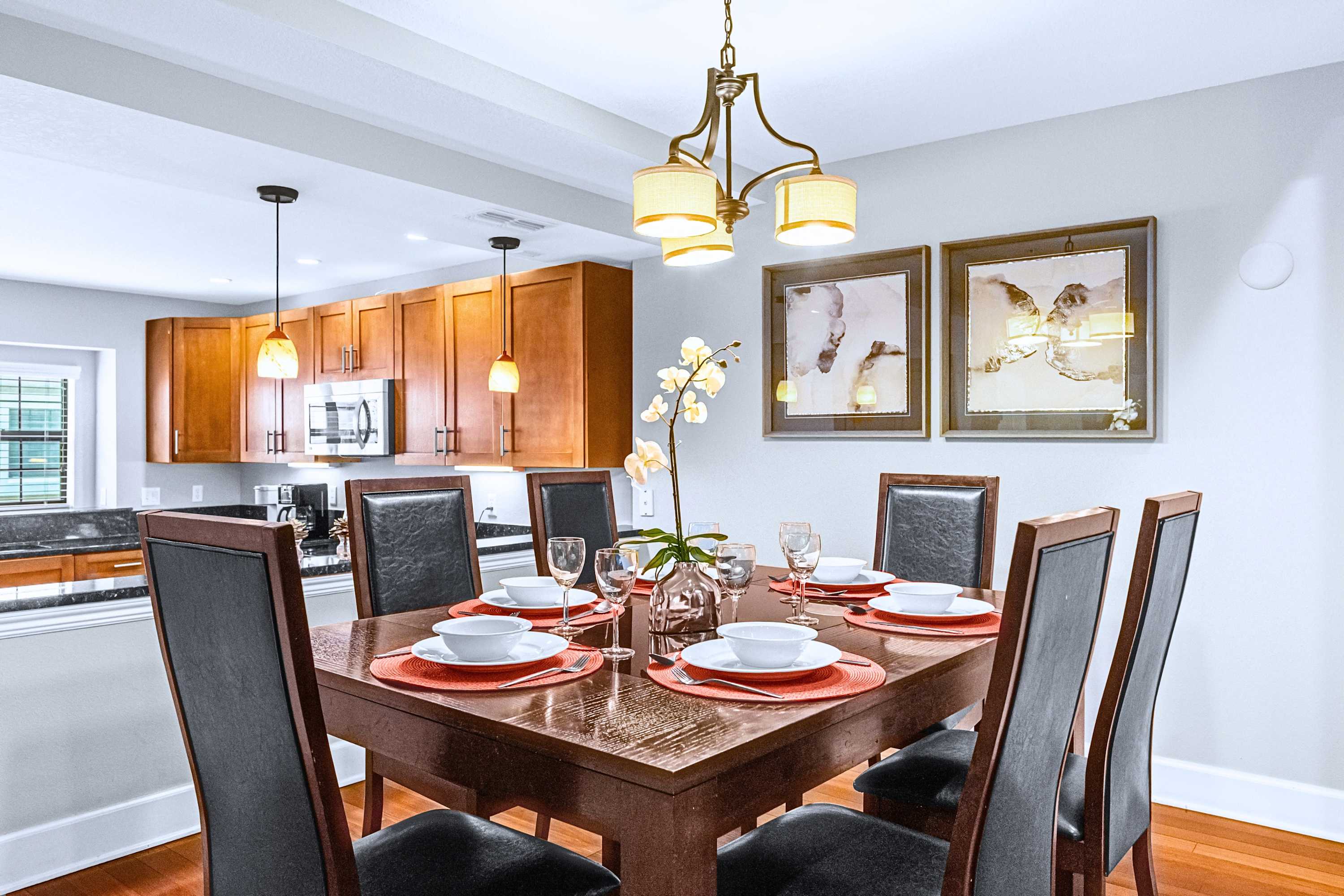 Spacious Resort Home Near Disney Pool Hot Tub 2