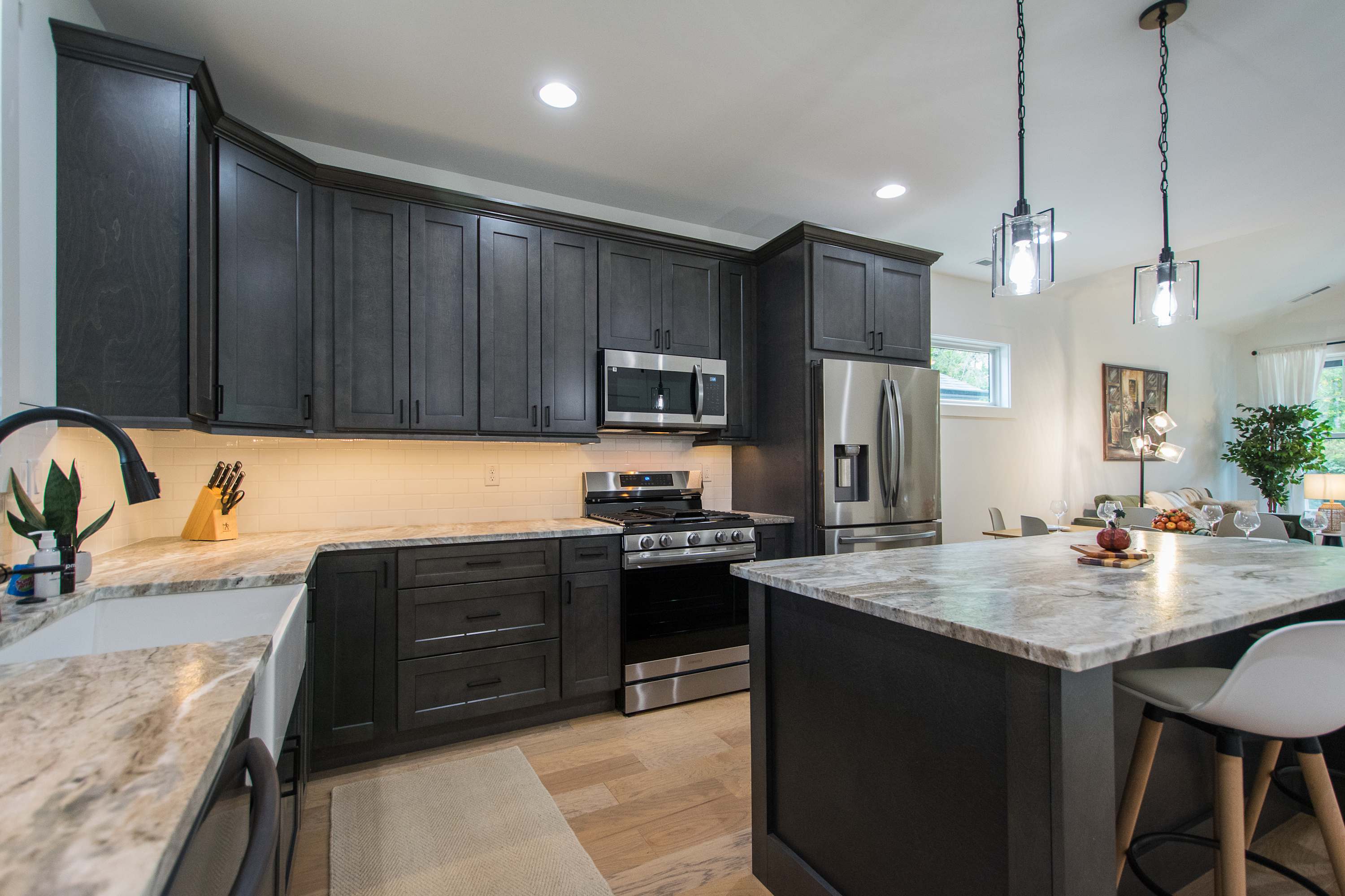 2BR | Hot Tub + Ecusta Trail | Free Tix