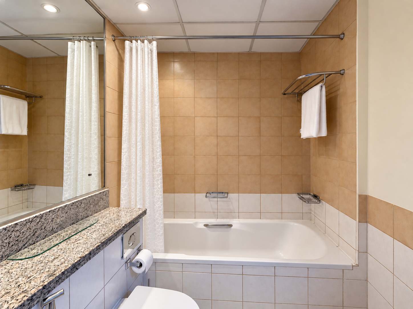  Stylish Upgraded Studio with Balcony in The Greens l Pool and Gym Access - Image 14