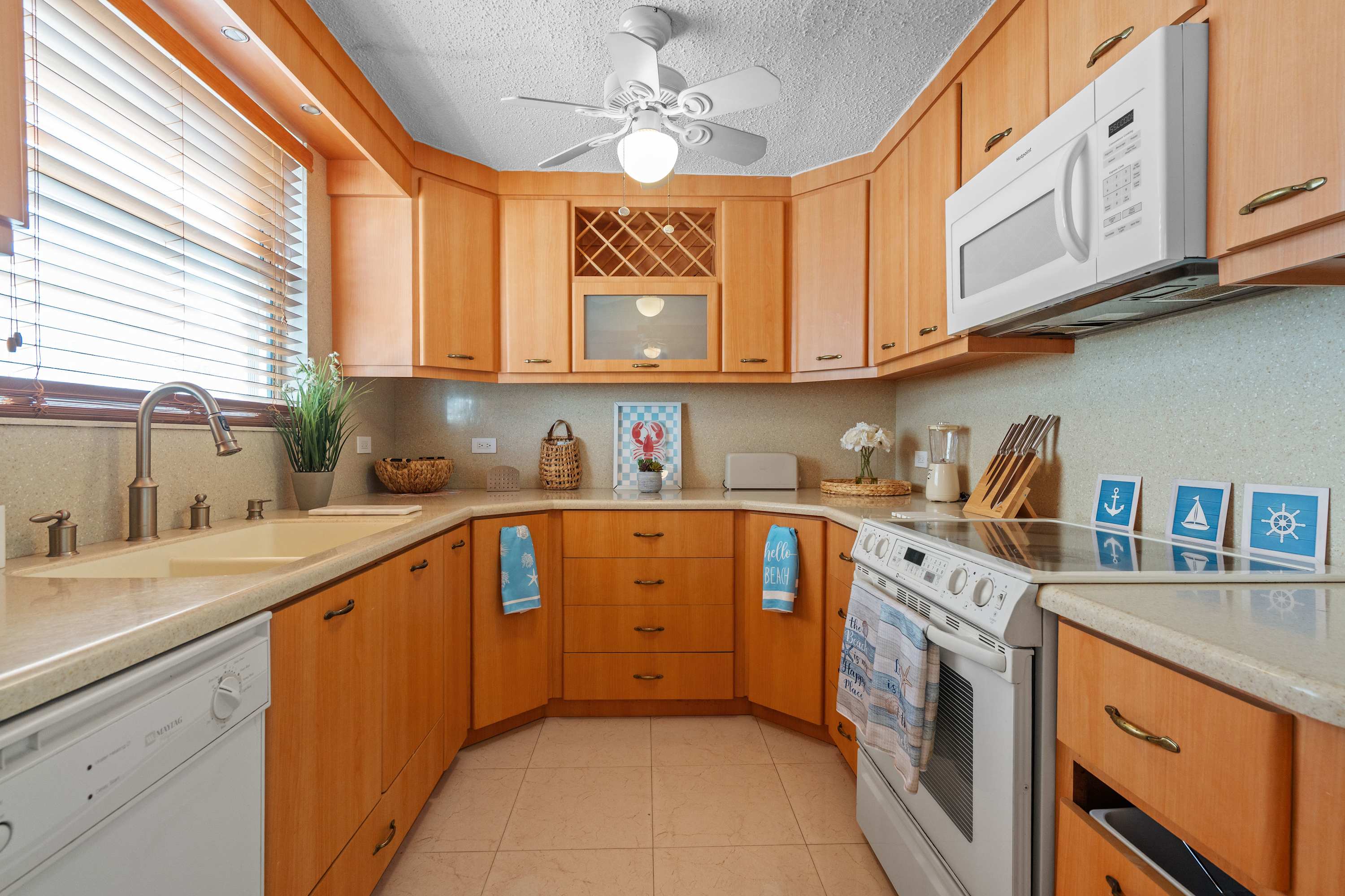 Walk to Beach | Free Parking | Condado 3BR