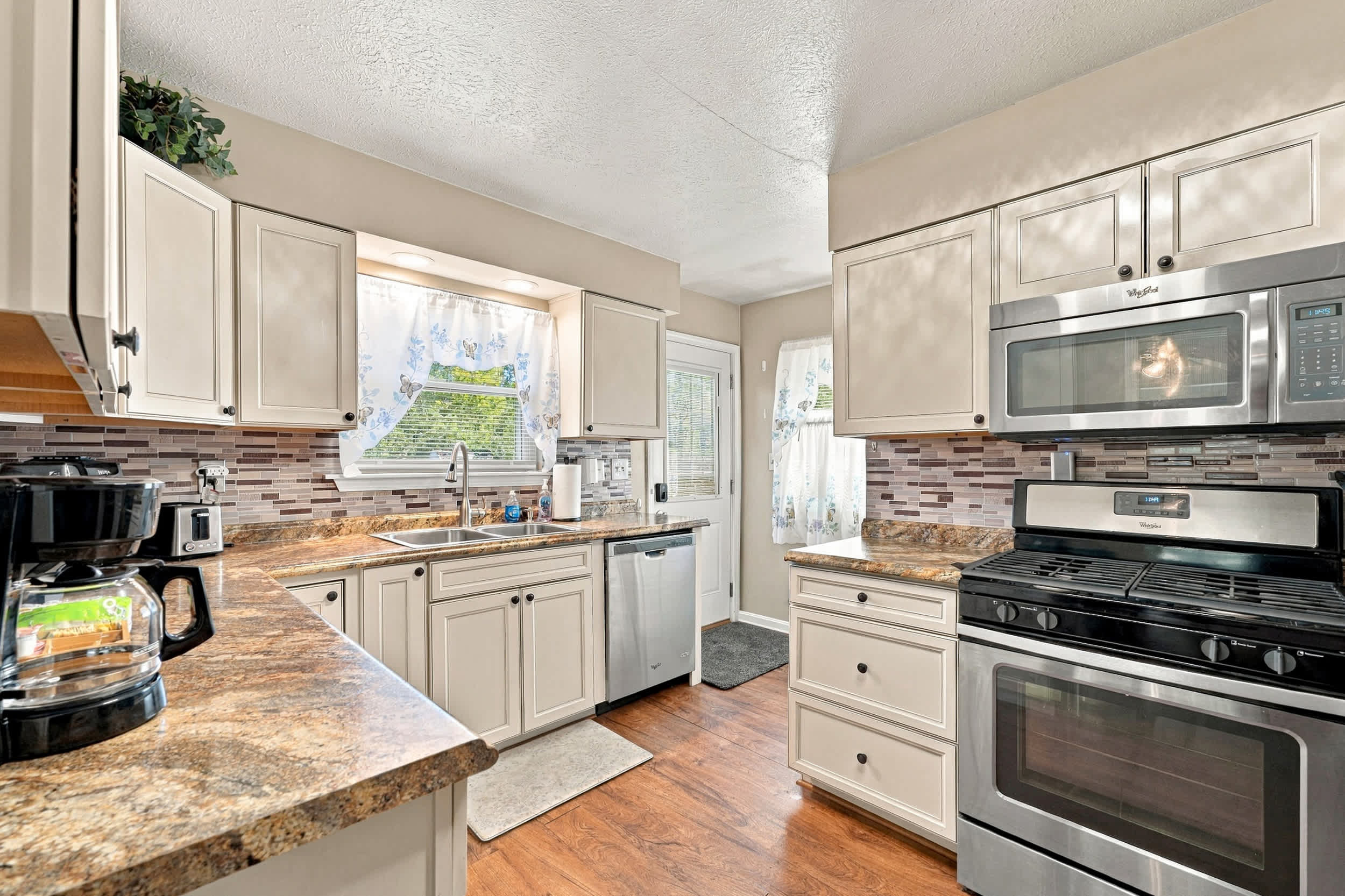 Spacious home near Bourbon Trail & Churchill Downs