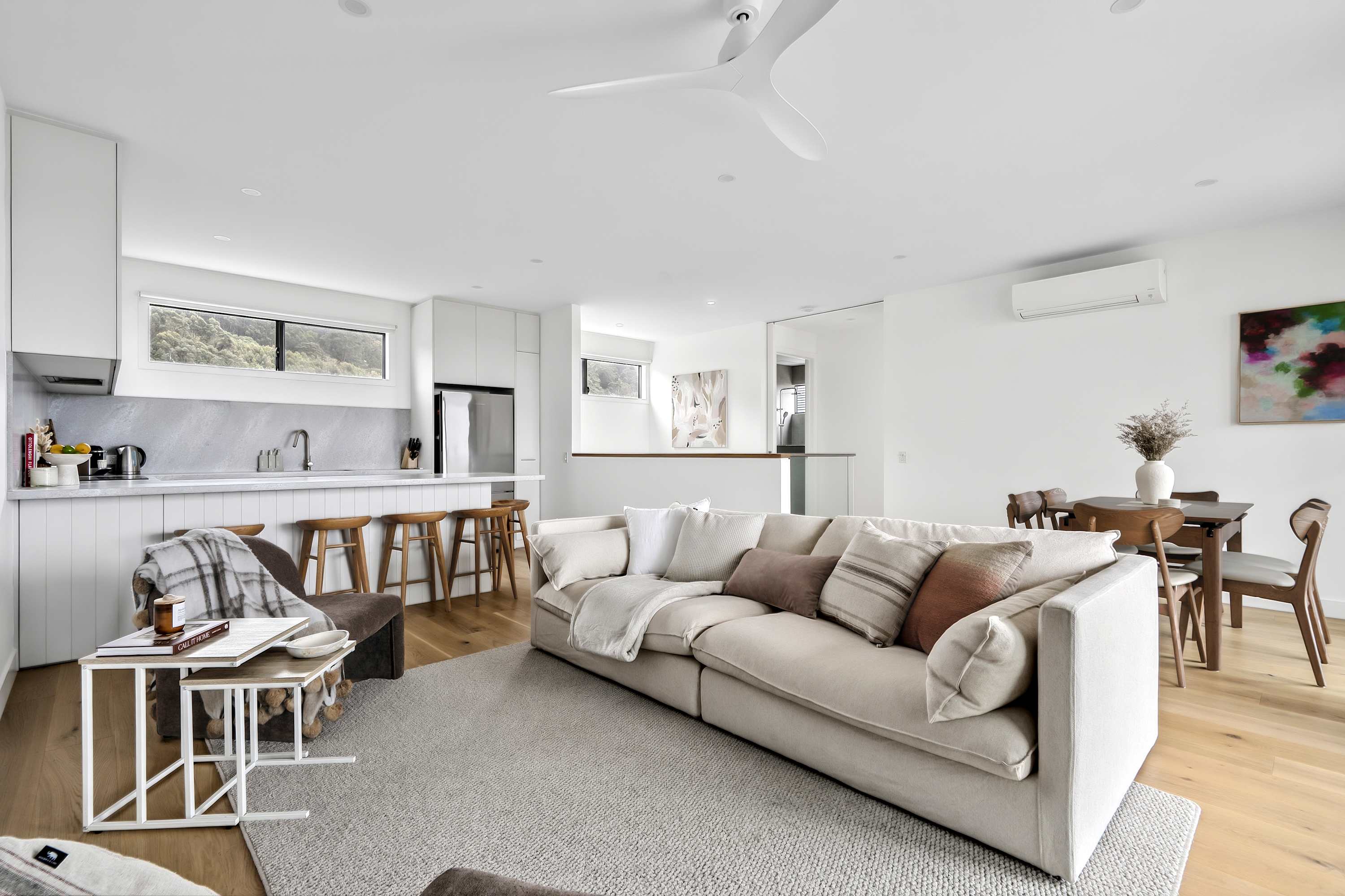 Scenic Rise Beach House your luxury coastal escape at the Bay