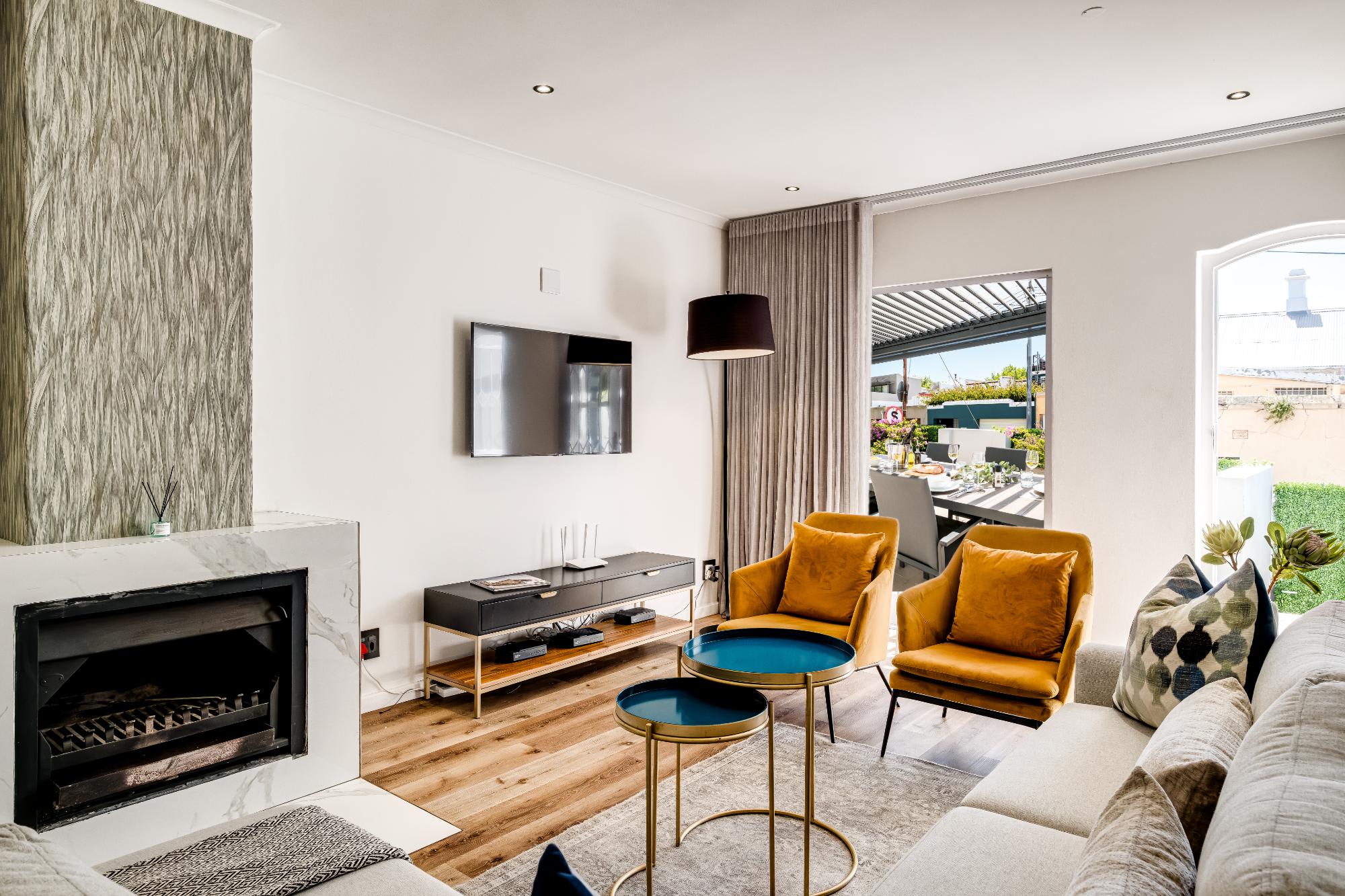 De Waterkant Townhouse with Pool Access 116 DWP 2
