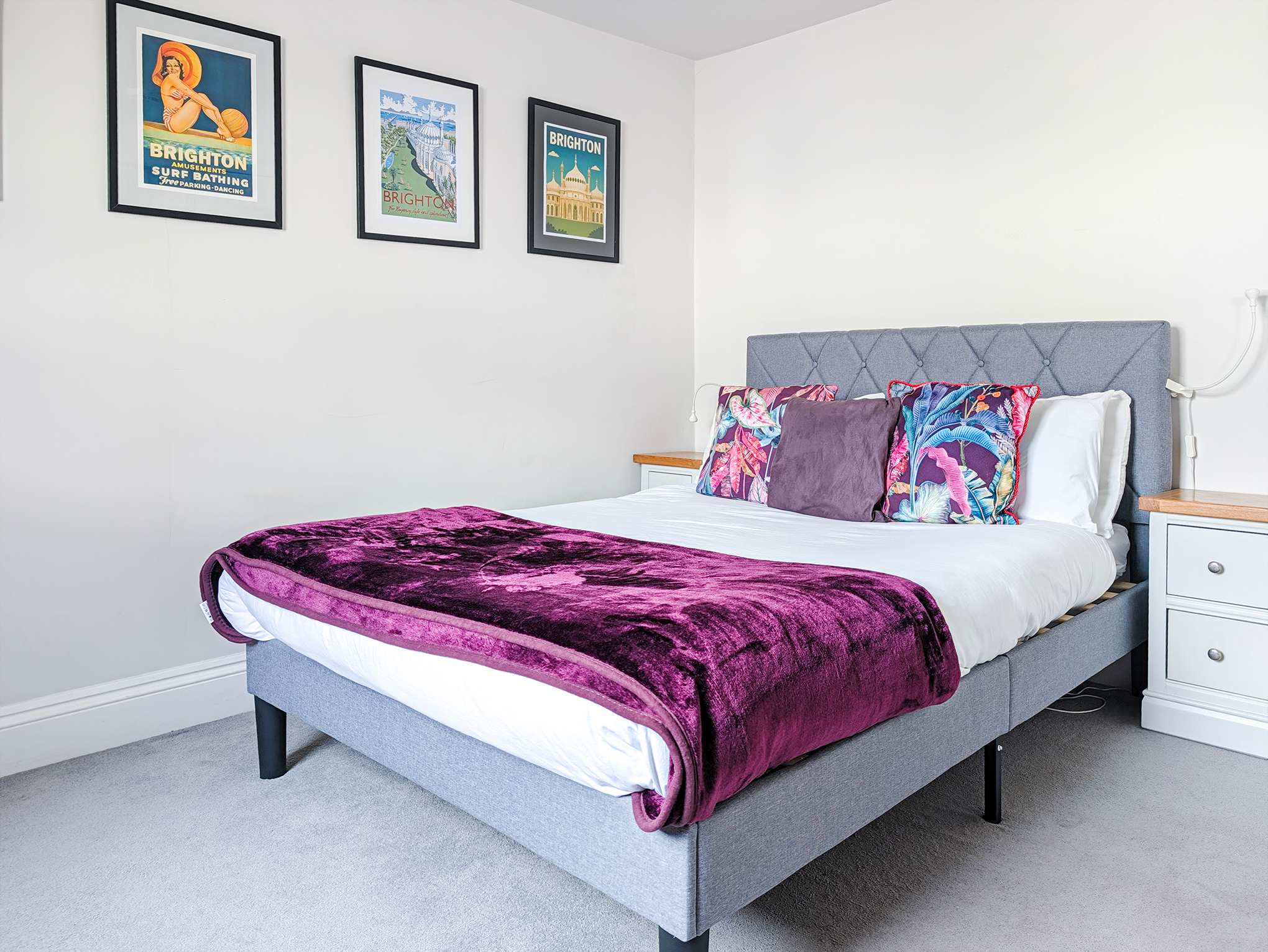 West Pier Beach - by Brighton Holiday Lets - Brighton Holiday Home - Image 13