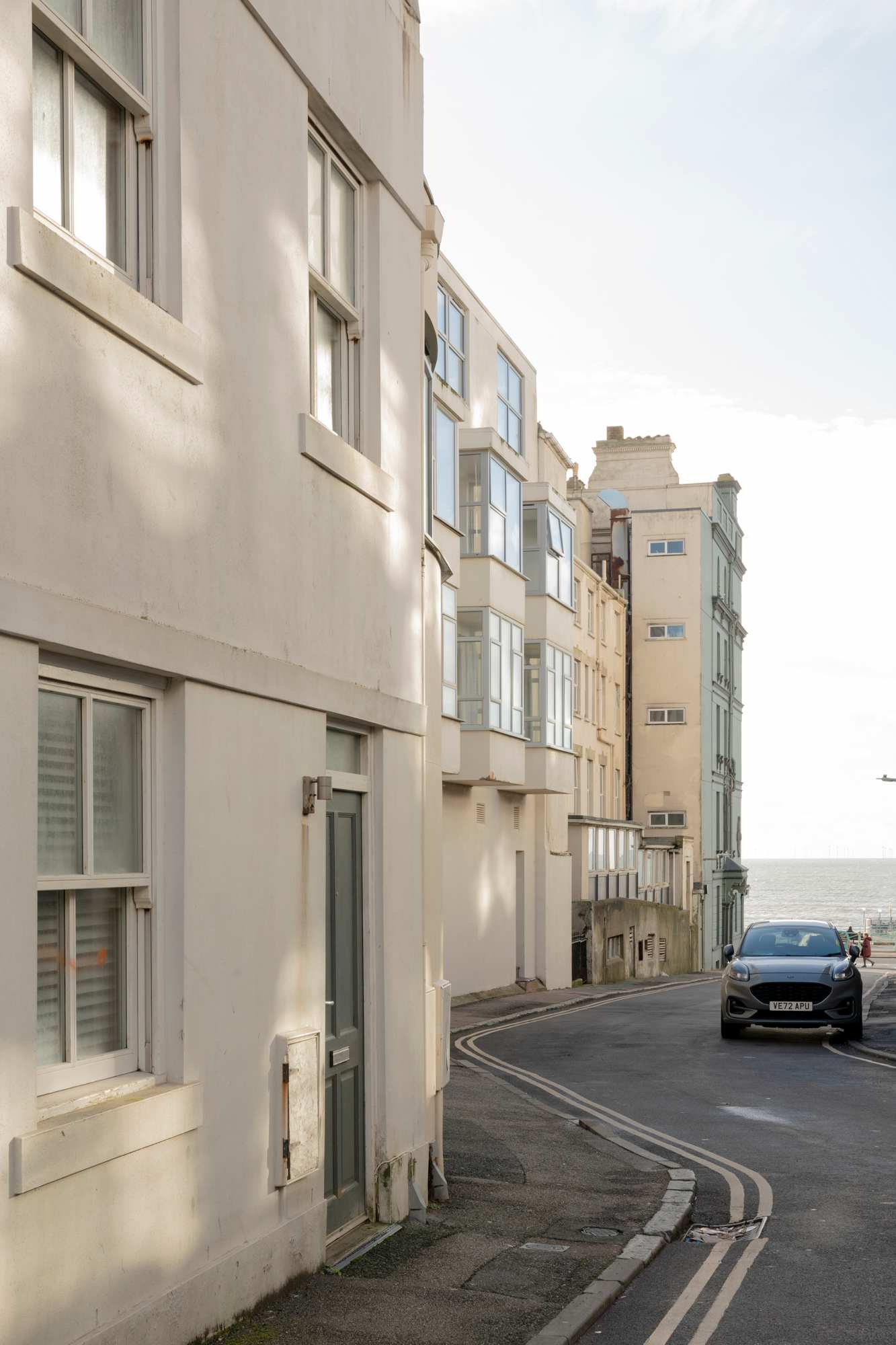 West Pier Beach - by Brighton Holiday Lets - Brighton Holiday Home - Image 27