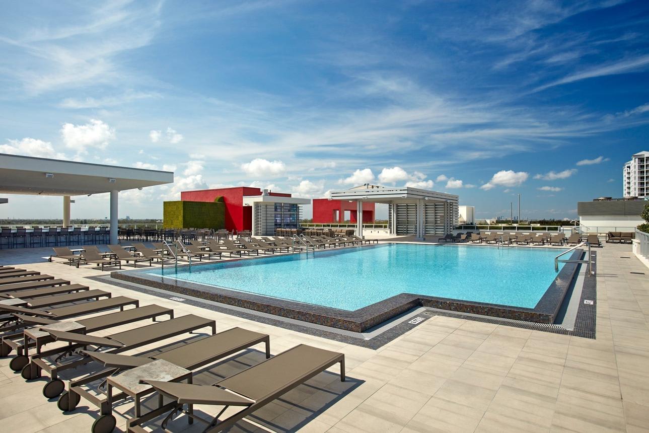 Hollywood Beach Escape | Rooftop Pool & Spa | Photo 2