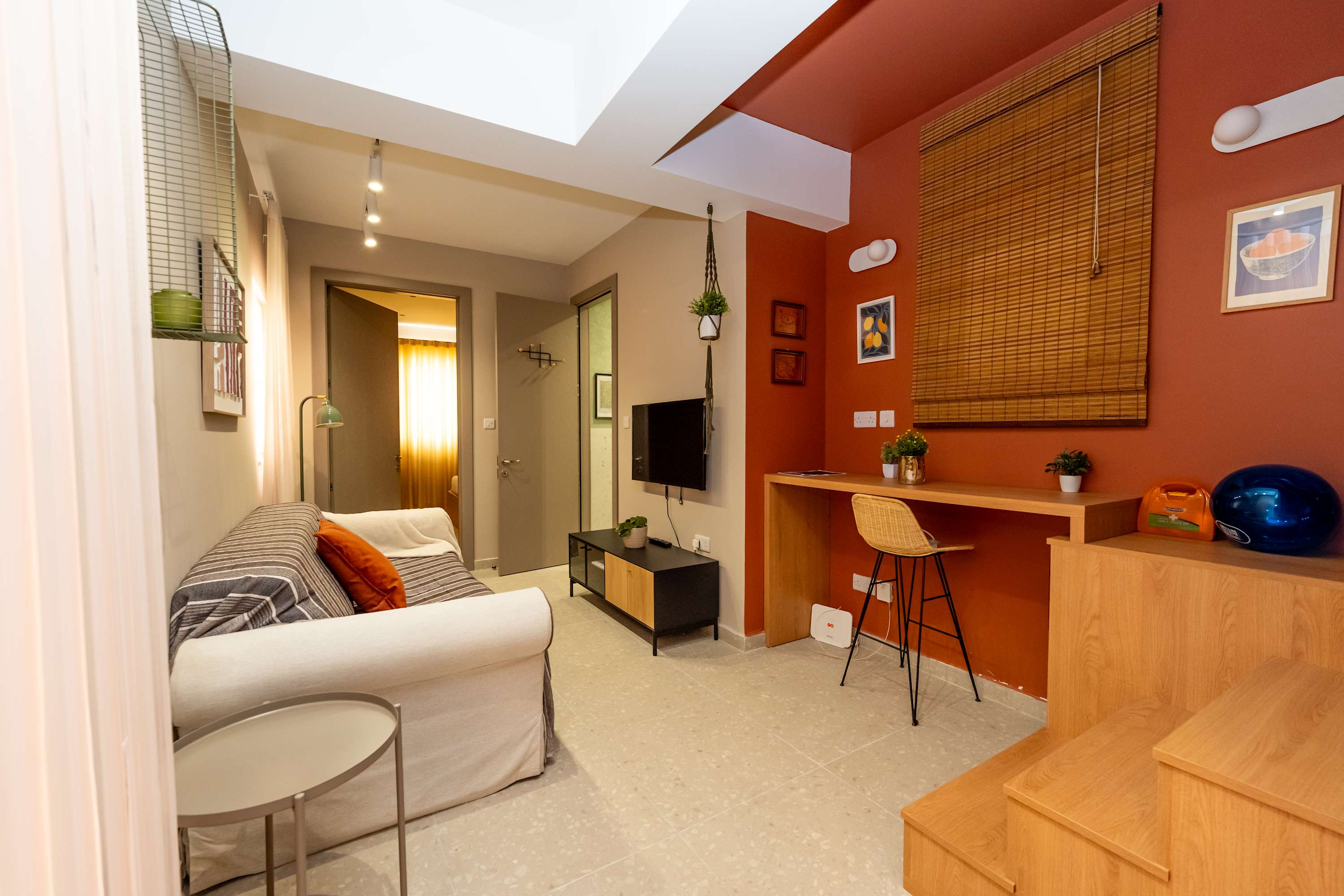 Sleek Coastal Retreat by the Sea St Pauls Bay By HostMT — San Pawl il-Baħar, Saint Paul’s Bay — vacation rental