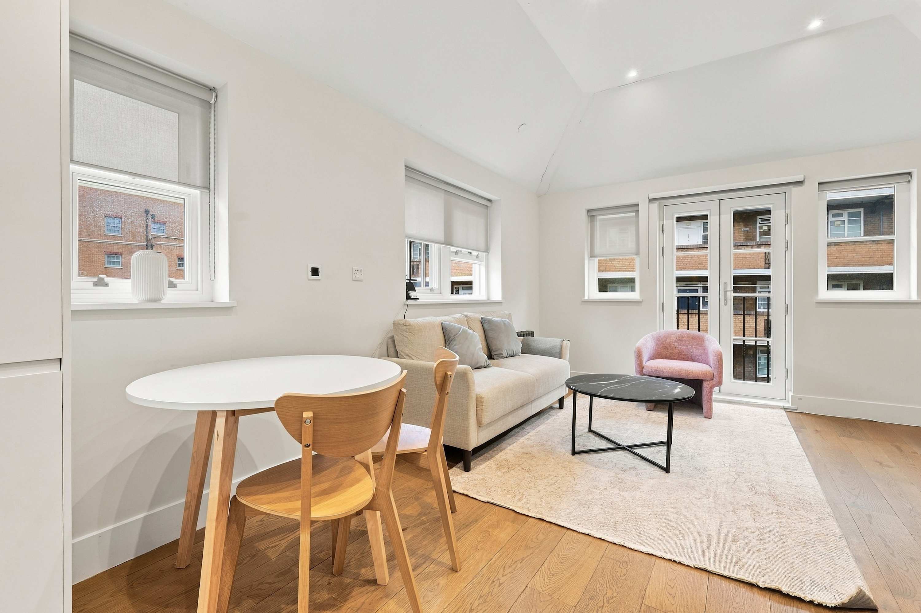 The Willow l 1 Bed l Lower Marsh, Waterloo