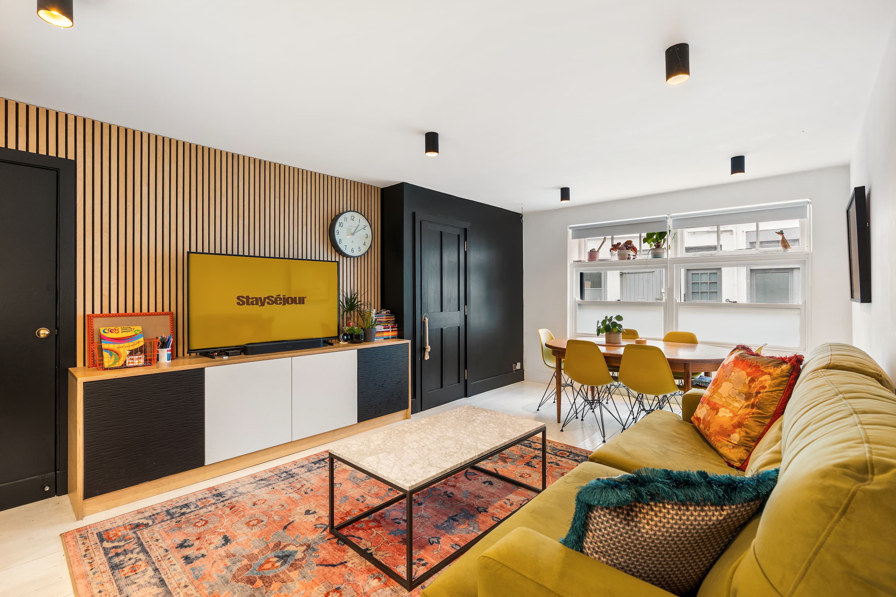 Modern 3-Bedroom House in Hove - Garden - Parking