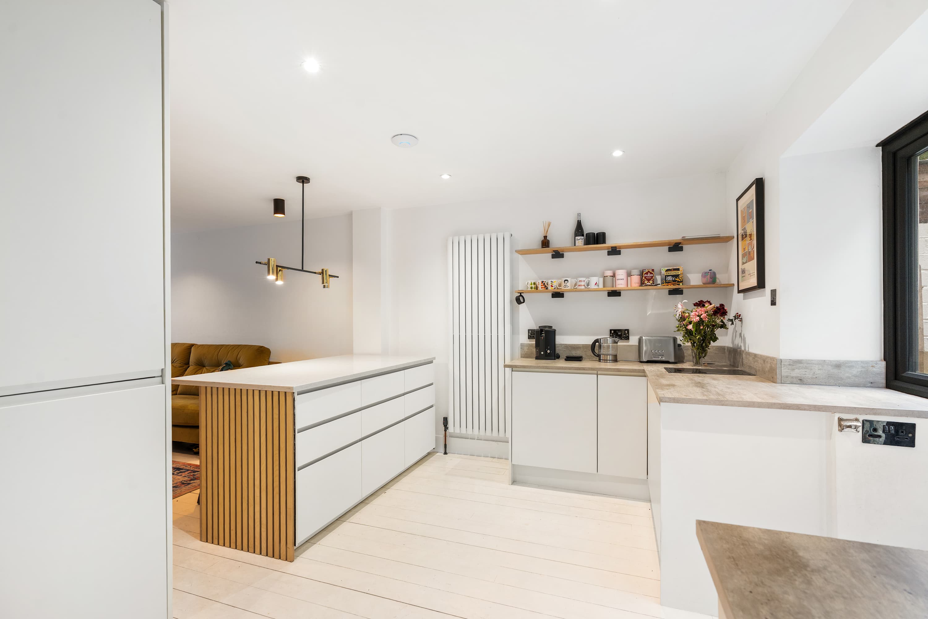 Modern 3-Bedroom House in Hove - Garden - Parking