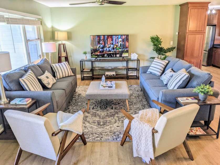 Sunshine Retreat - Jacksonville Beaches & Downtown — photo 4