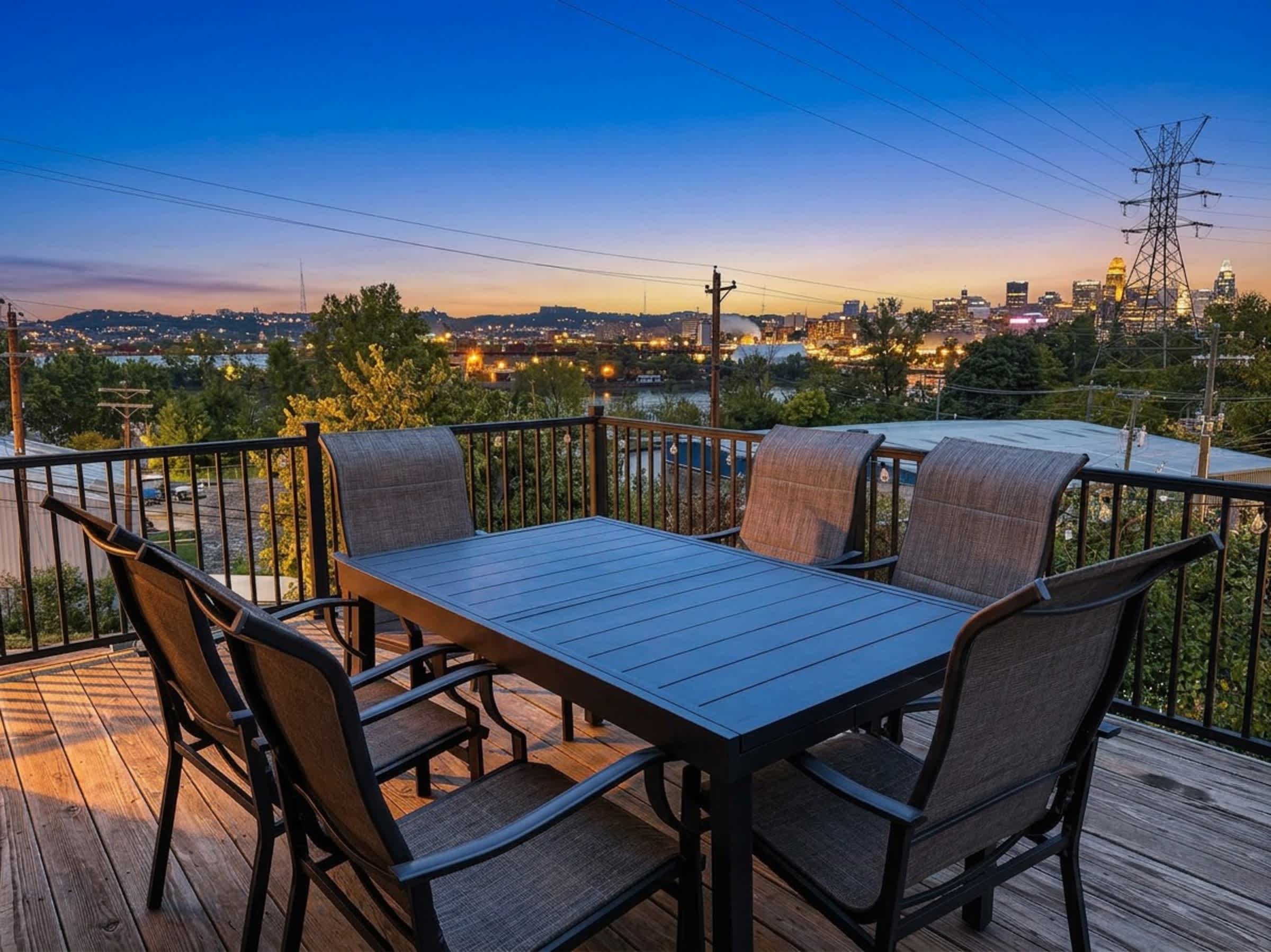 Near Cincy | Skyline Views | Historic 4BR