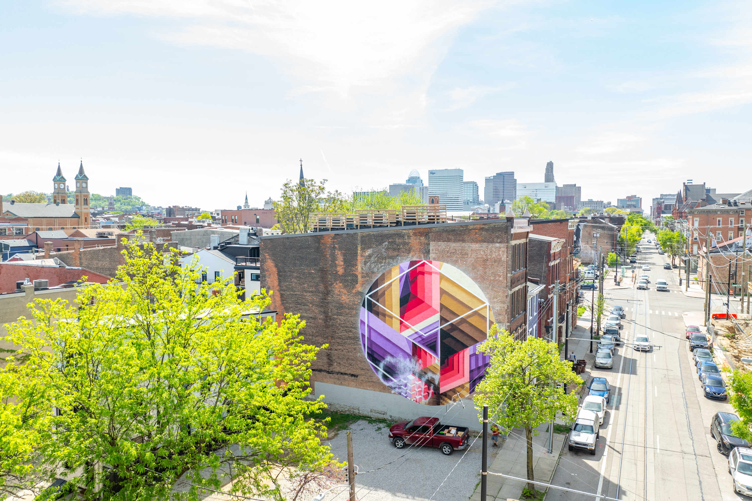 Enjoy close proximity to fabulous community attractions during your stay​