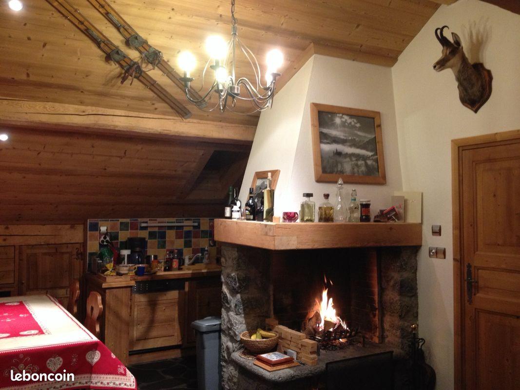 Cozy Apt Fireplace and Mountain View, Meribel — Méribel, Auvergne-Rhône-Alpes — vacation rental