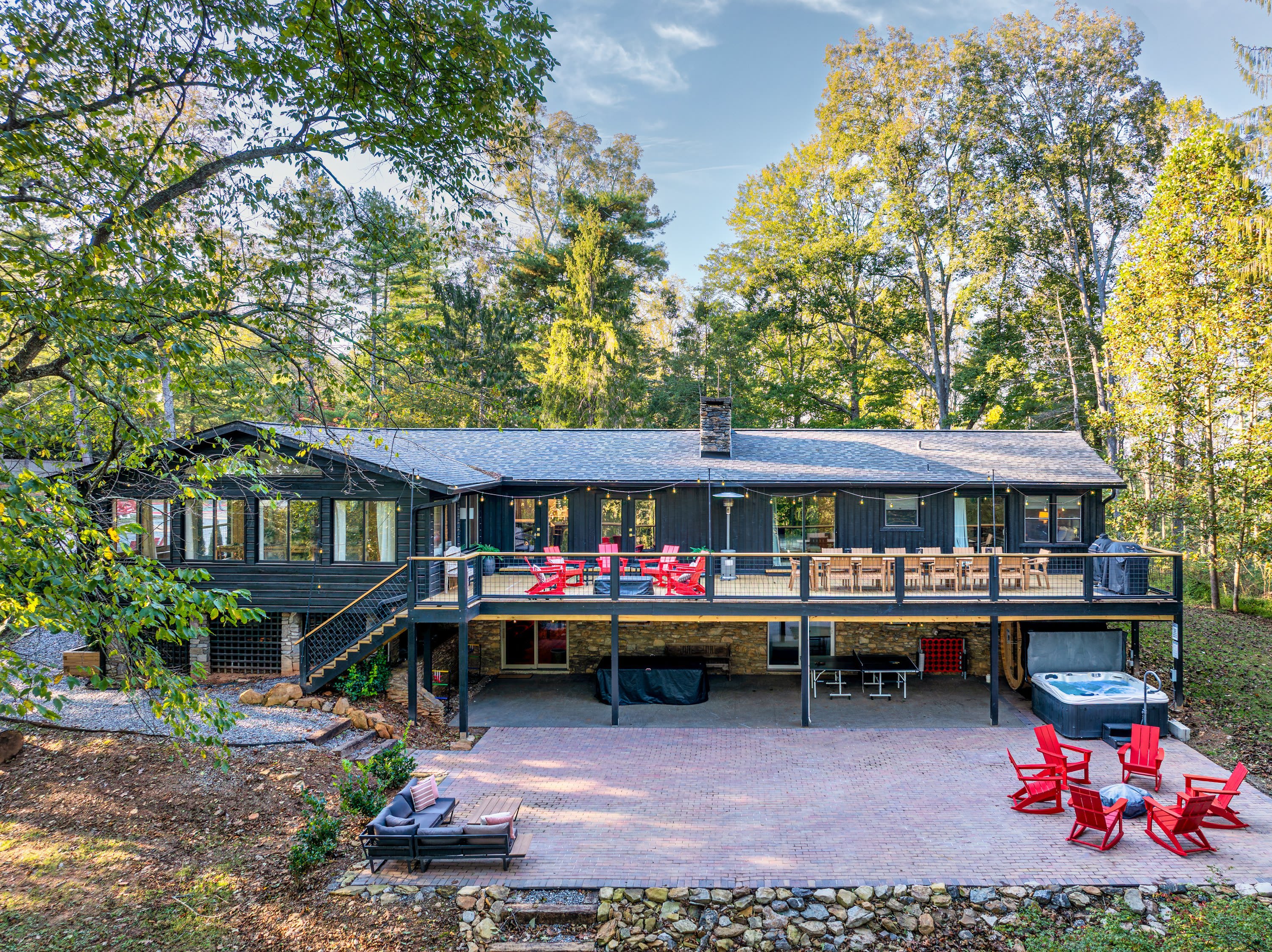 Ridgetop Lodge | Hot Tub, Sauna & Red Stag Lounge - Photo 23