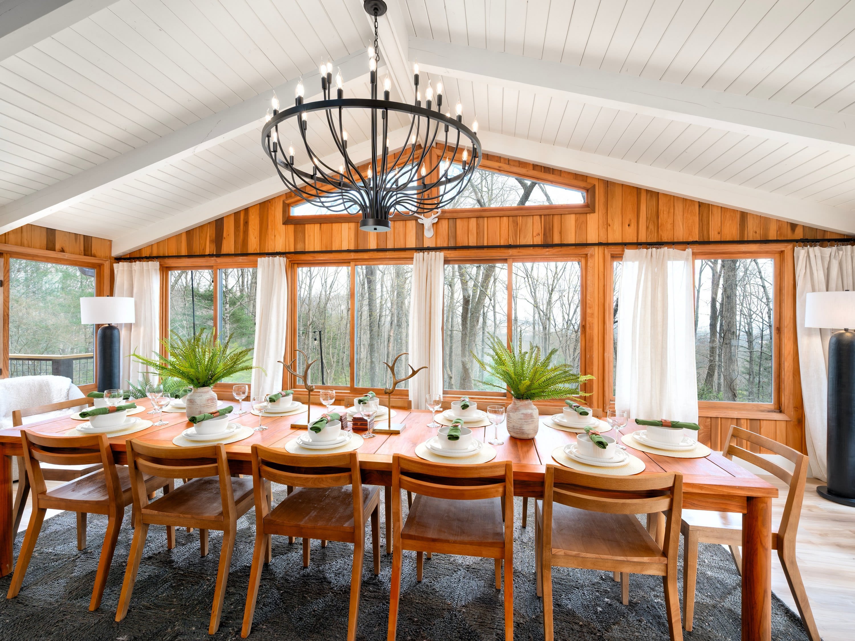 Ridgetop Lodge | Hot Tub, Sauna & Red Stag Lounge - Photo 6
