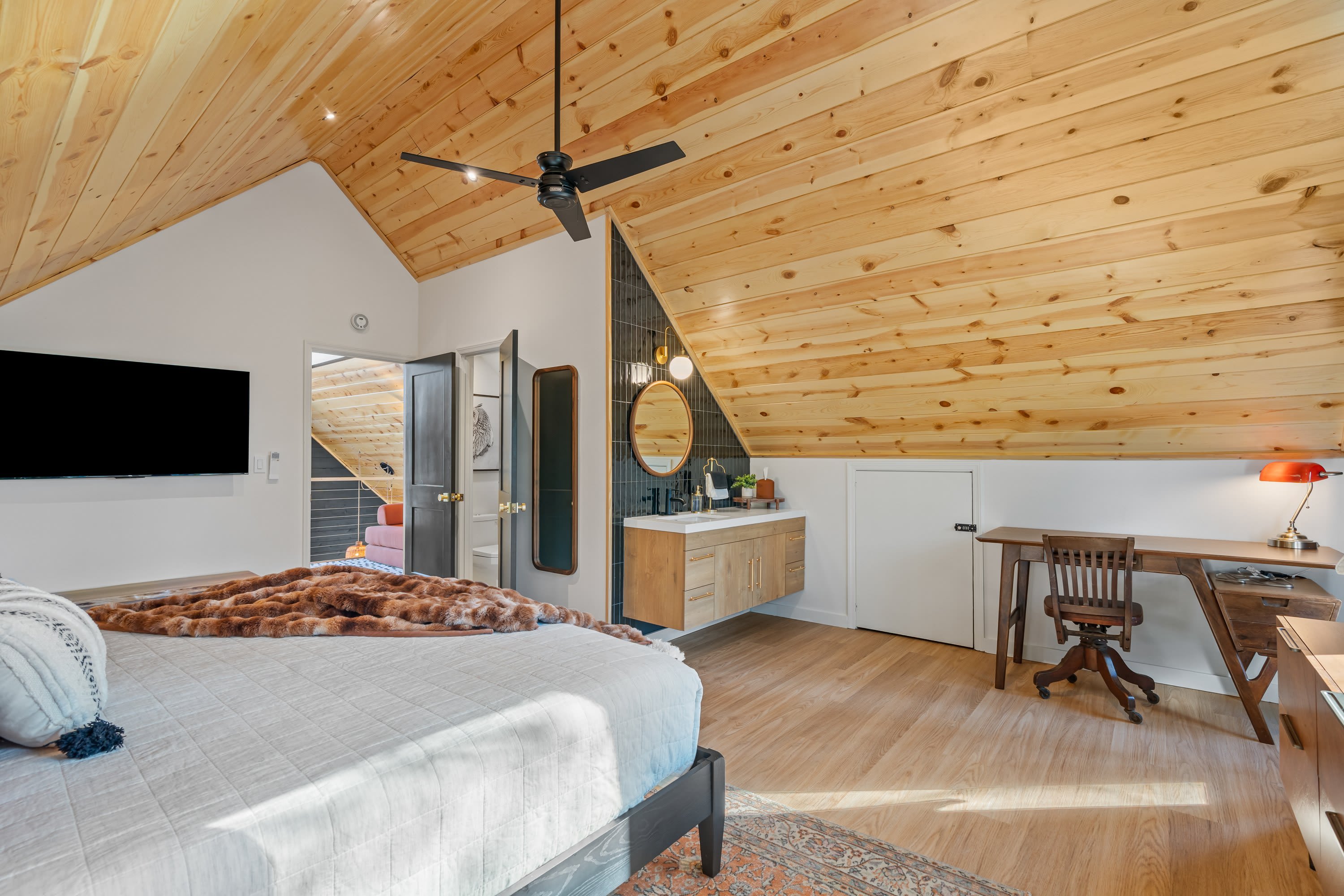 Ridgetop A-Frame | Hot Tub, Sauna & Pickleball - Photo 23