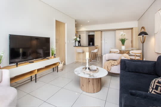 Urban City Dream 1 Bed, Pool, parking 902 — Cape Town, Western Cape — vacation rental