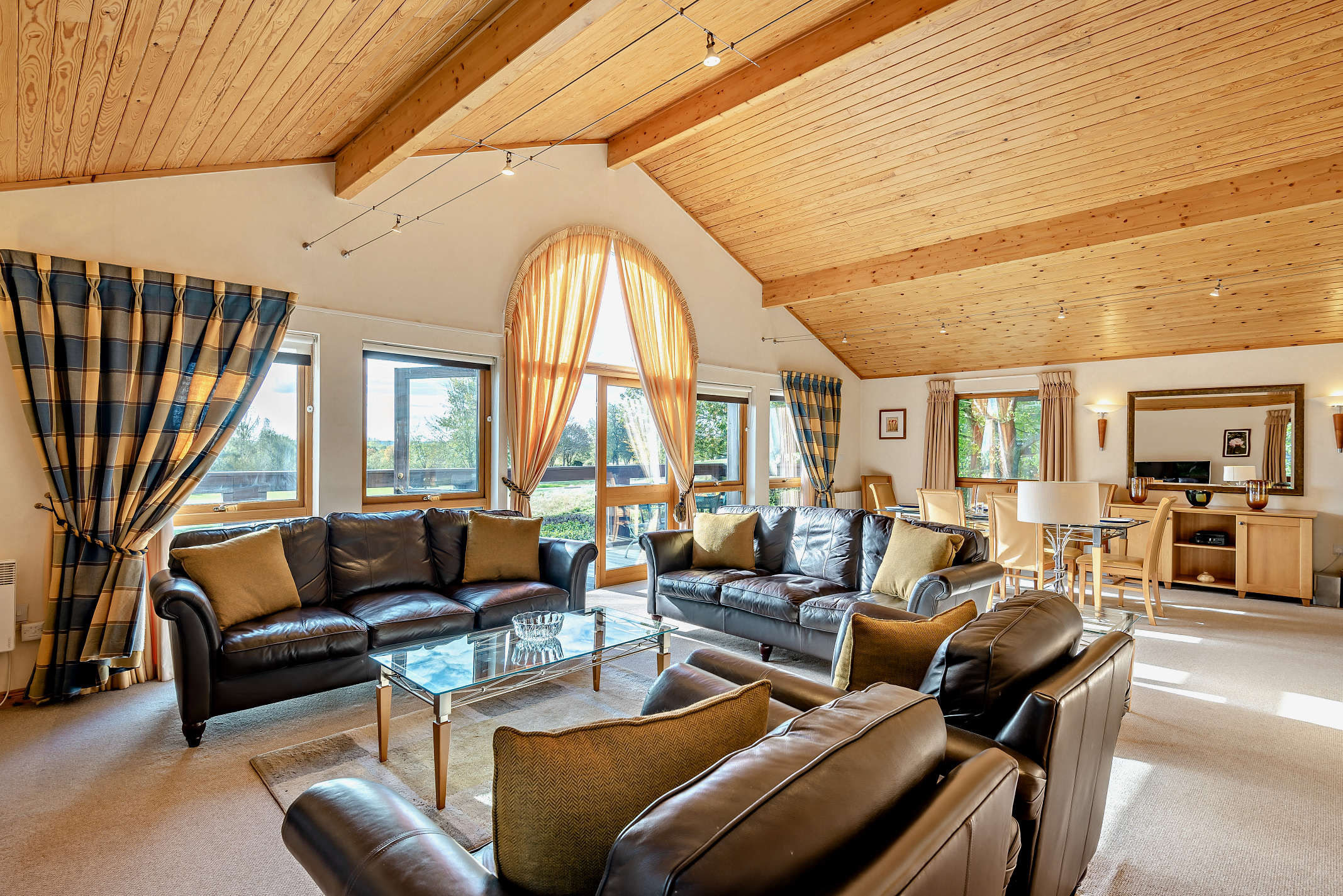 Laurel Lodge – photo 3
