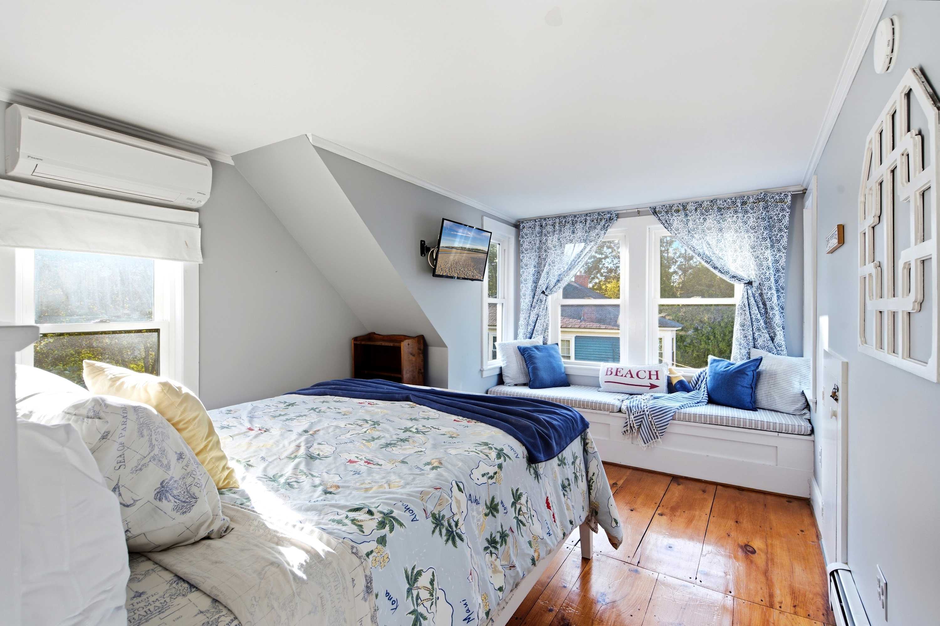 Relax and recharge in the queen bedroom with a Smart TV for your favorite shows