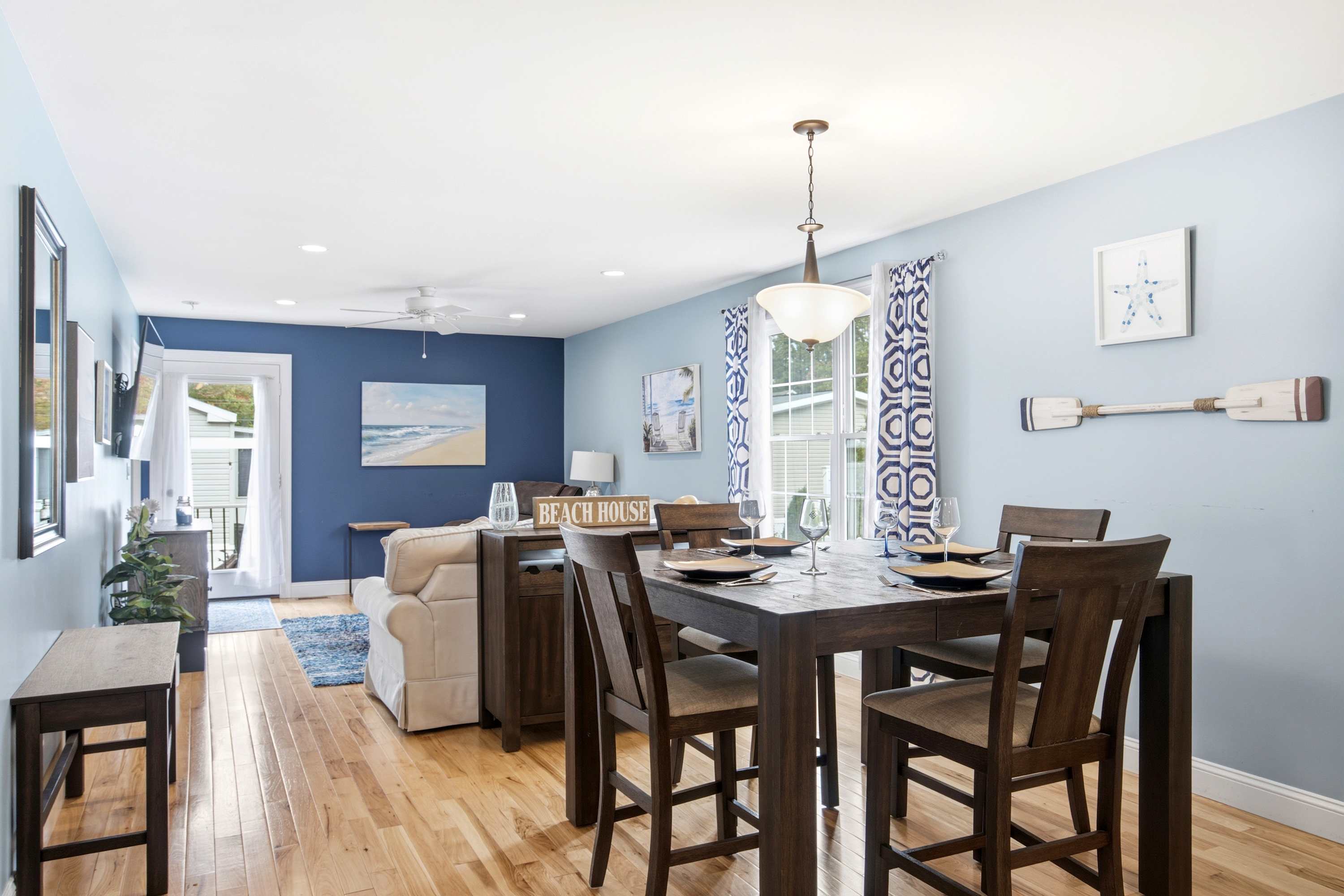 Make mealtime memories together at the dining table, with space for 8​