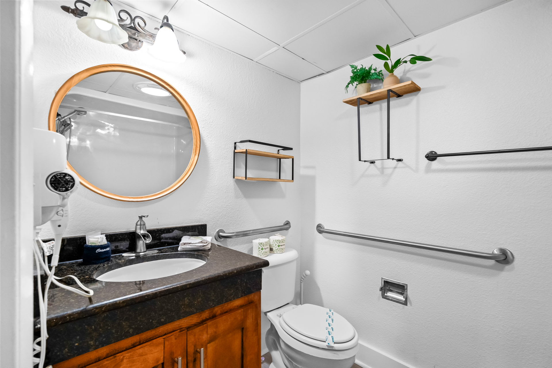 Holiday Pavilion 208 Oceanfront | Photo 19