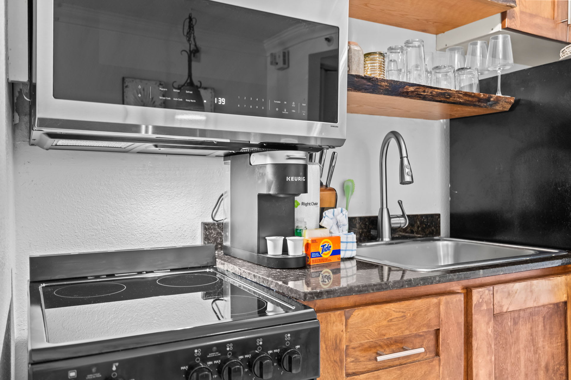 Holiday Pavilion 208 Oceanfront | Photo 11