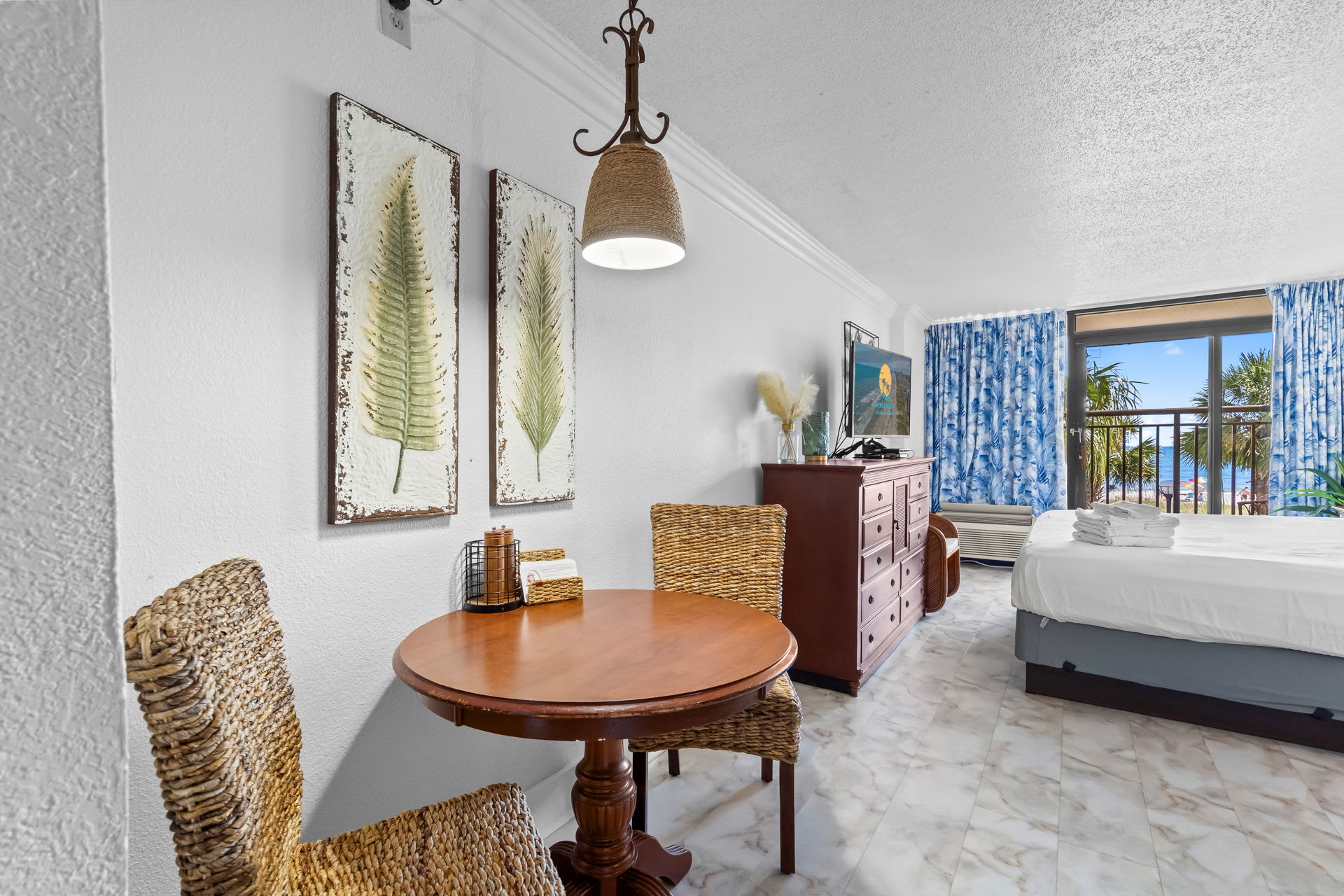 Holiday Pavilion 208 Oceanfront | Photo 2